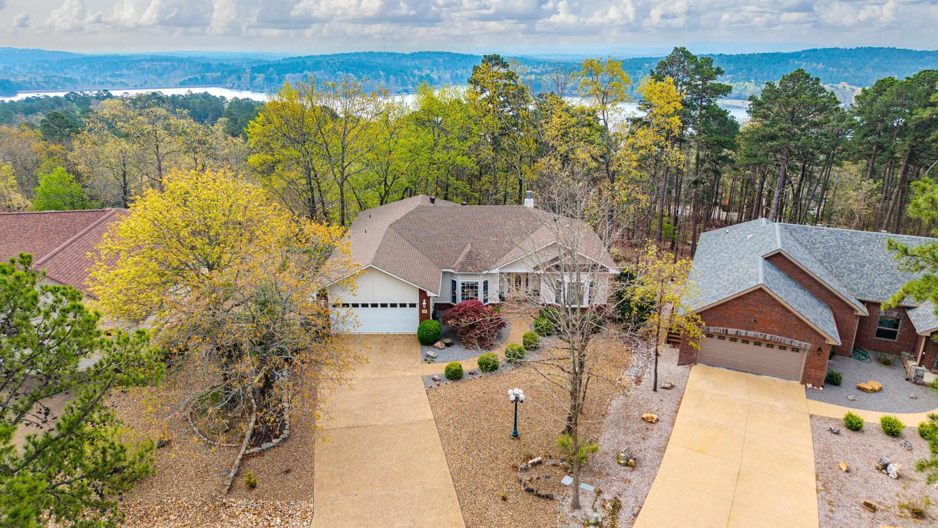 20 Hanares  Hot Springs Village, AR