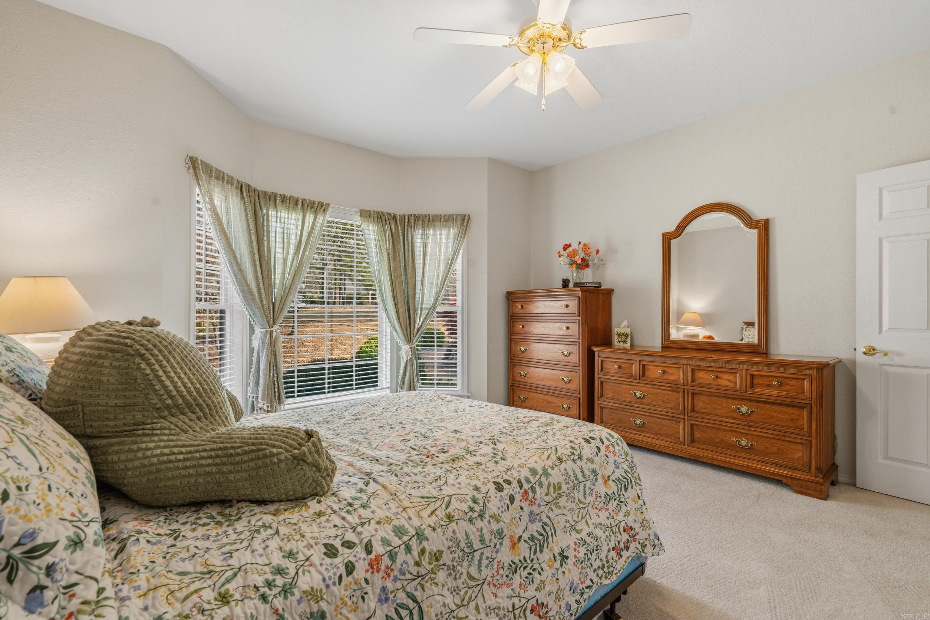 20 Hanares  Hot Springs Village, AR