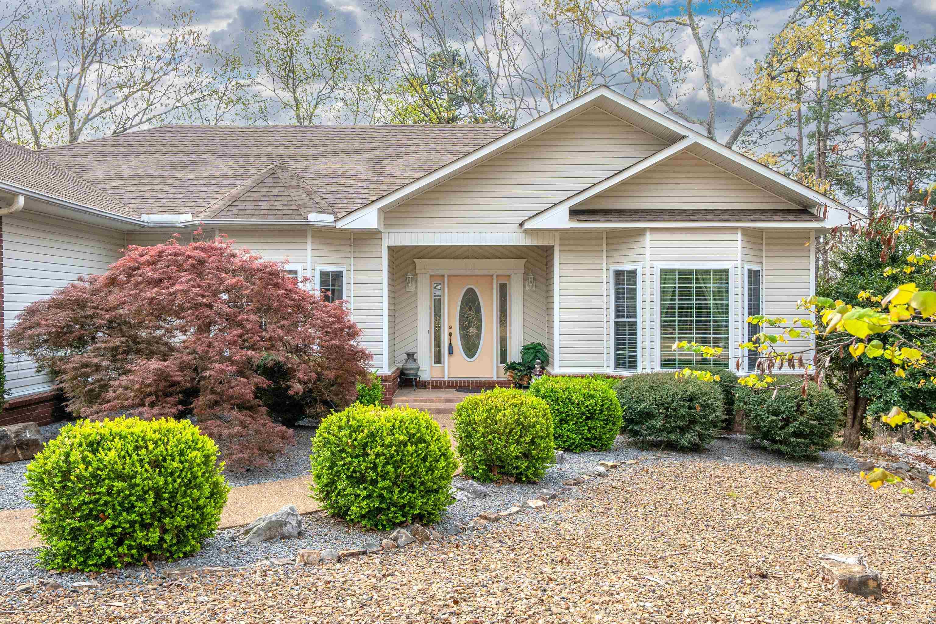 20 Hanares  Hot Springs Village, AR