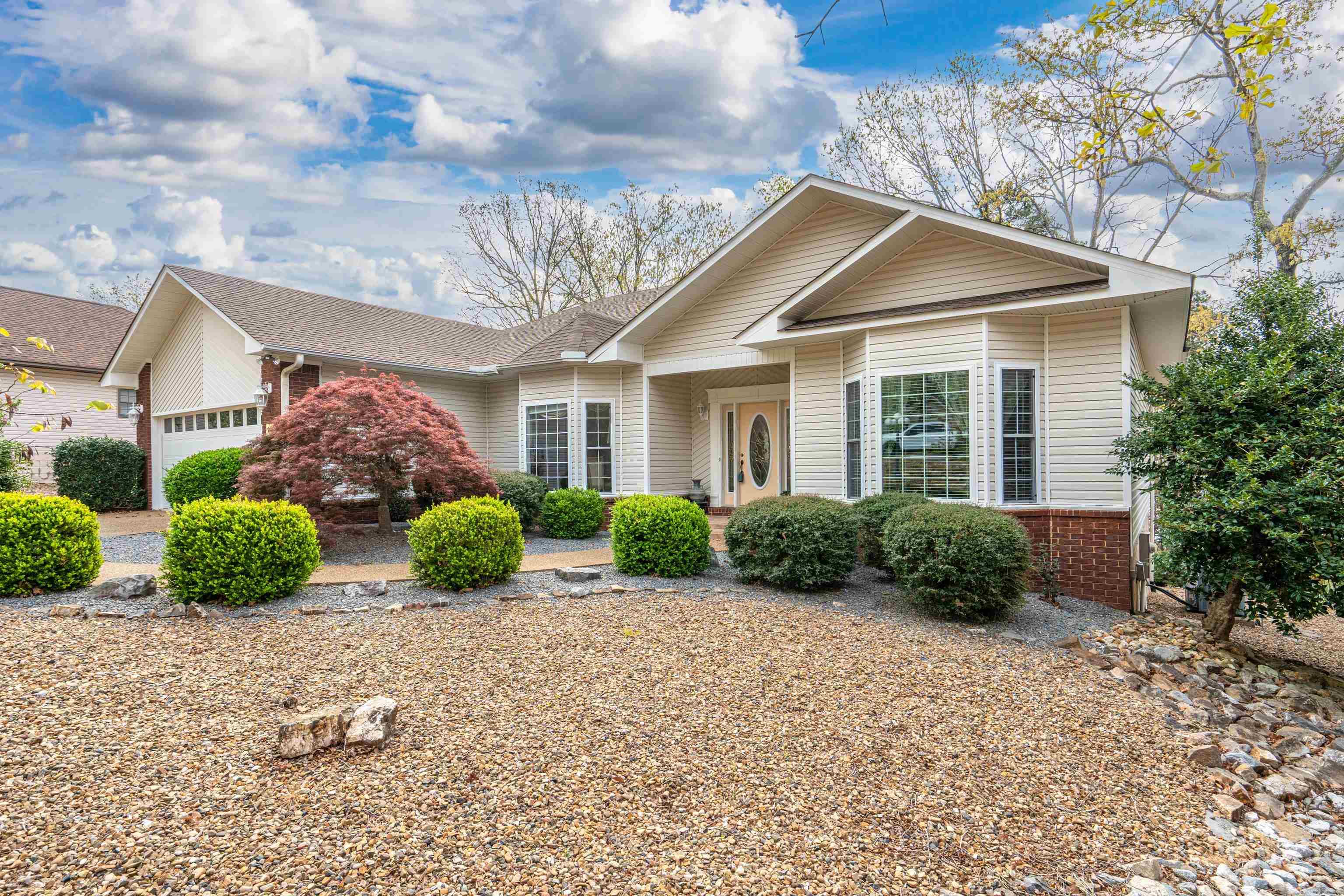 20 Hanares  Hot Springs Village, AR