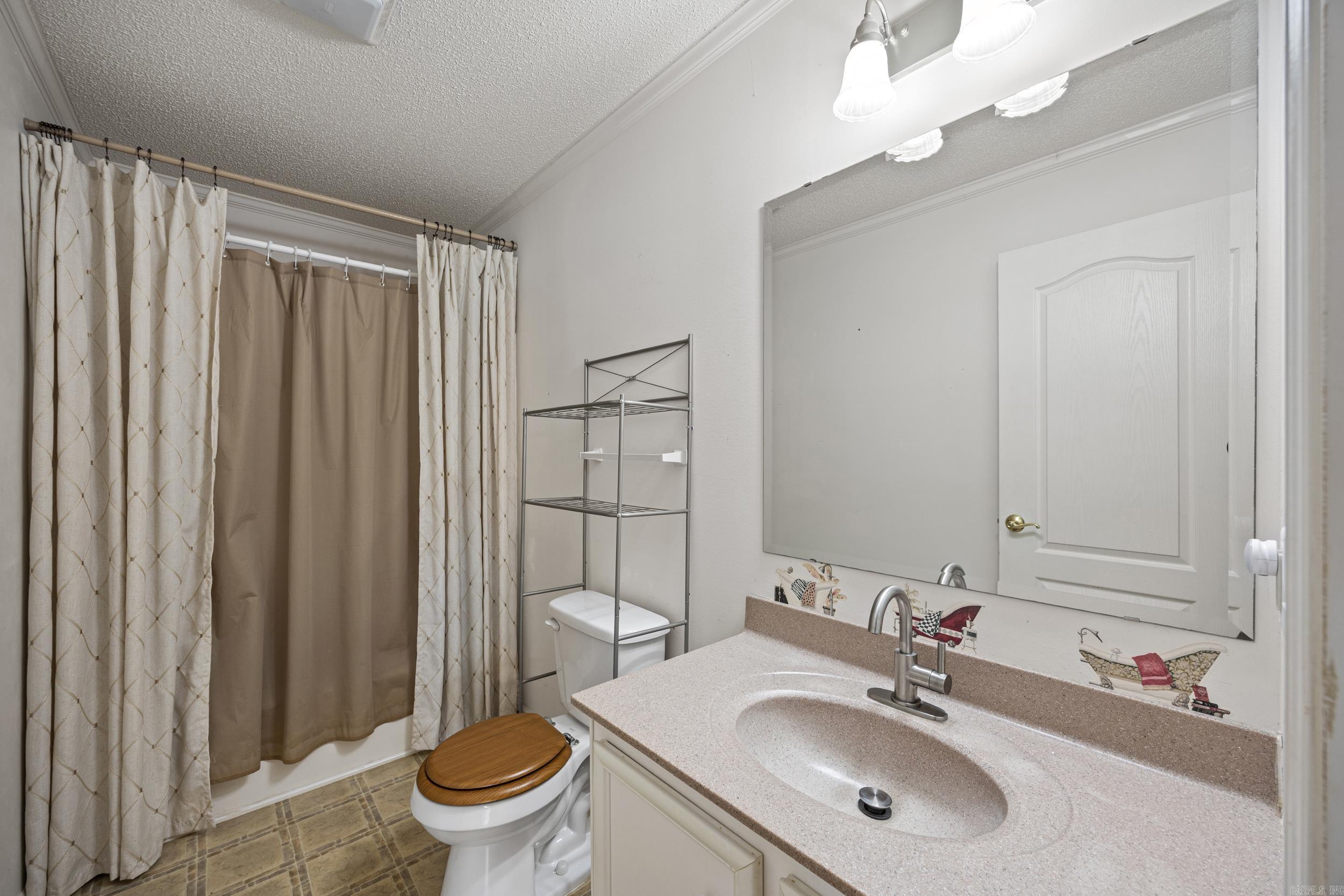 25951 E State Highway 22  Delaware, AR