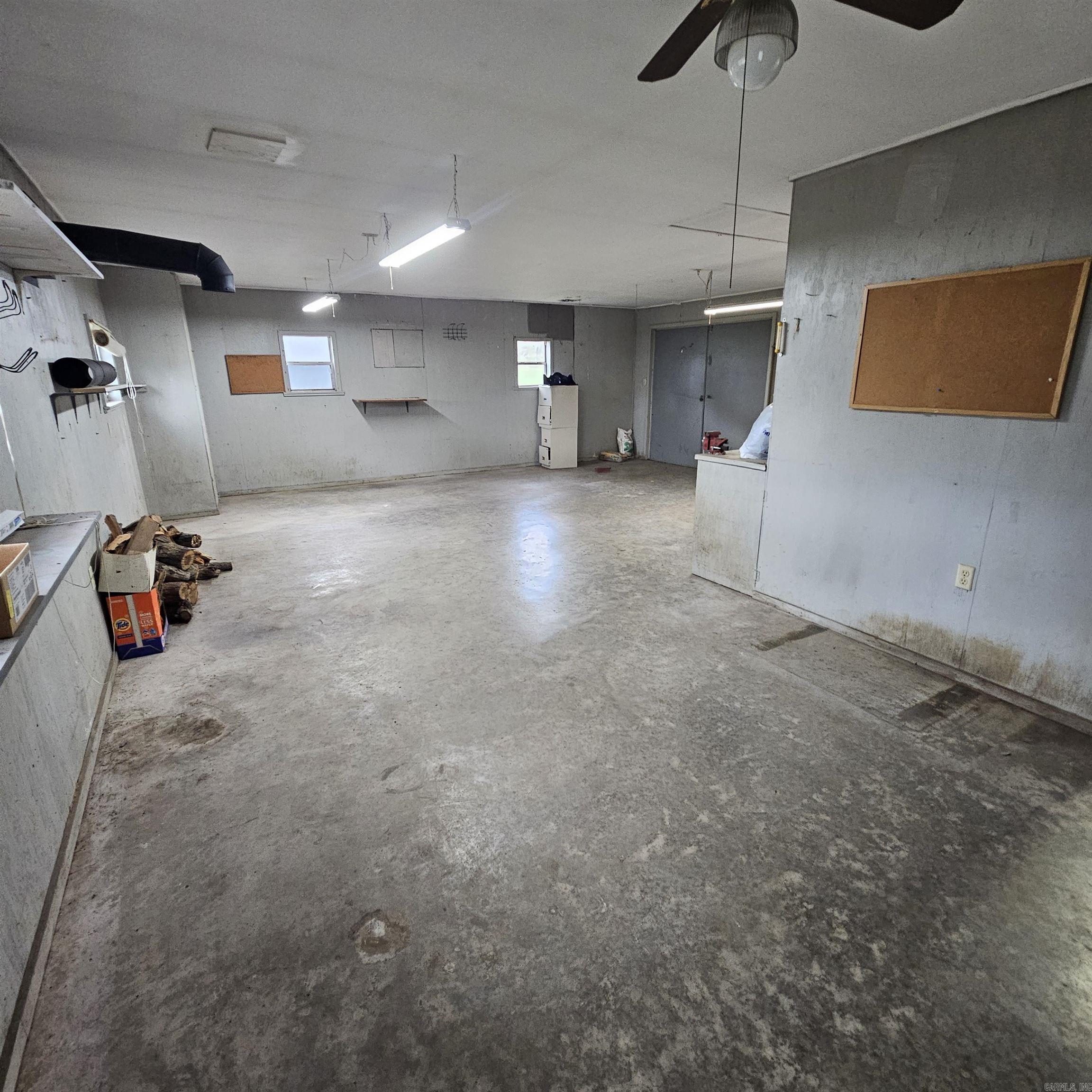 25951 E State Highway 22  Delaware, AR