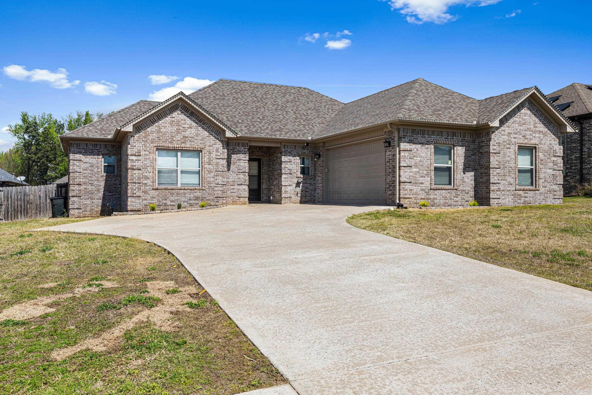 738 Mango  Austin, AR