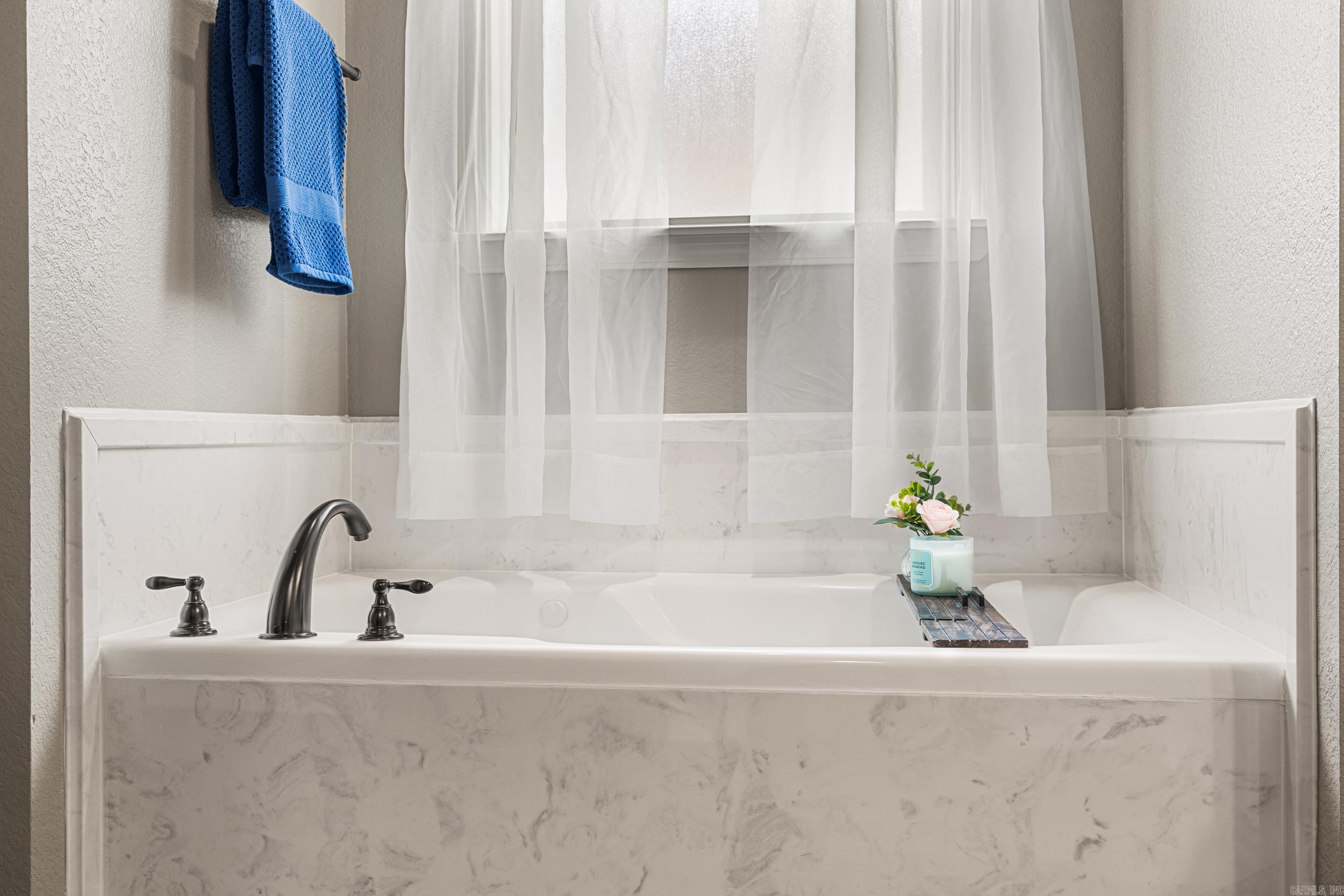 738 Mango  Austin, AR