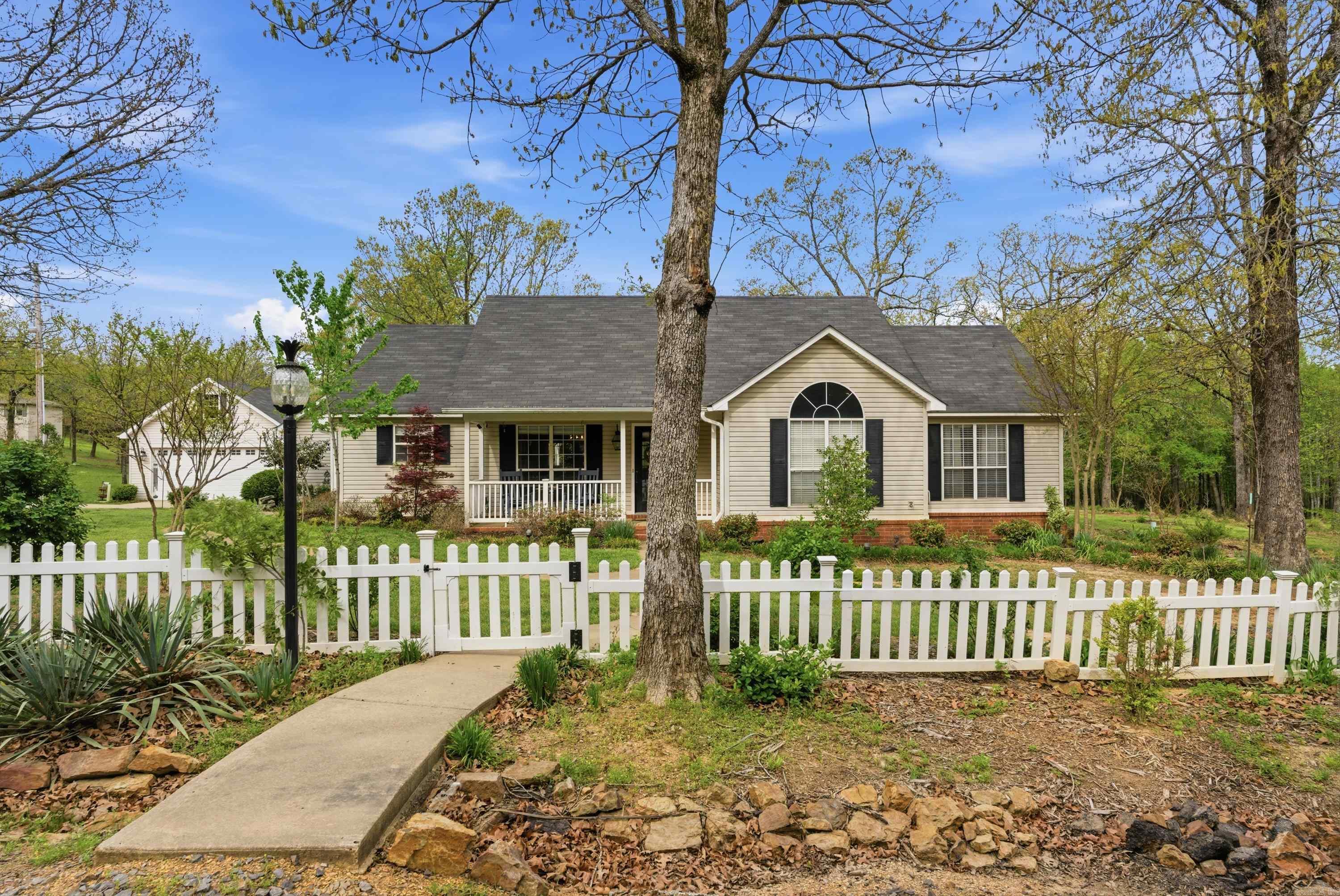 645 Diane Lane  Conway, AR