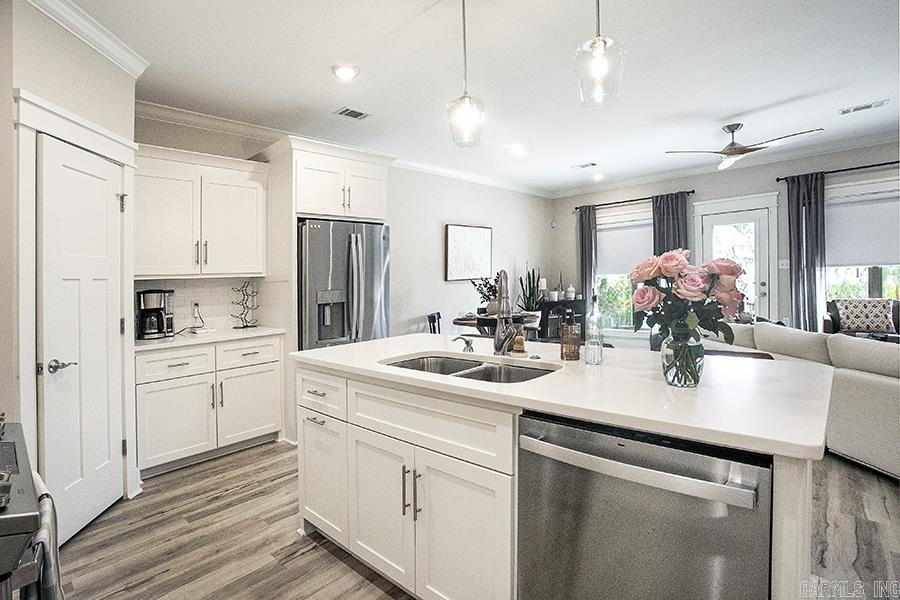 16 Luke Court  Maumelle, AR