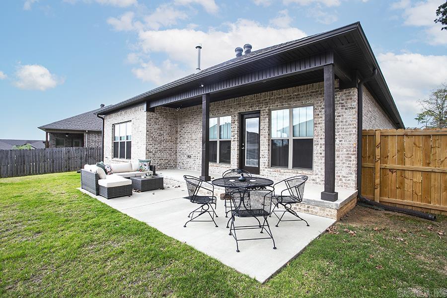 16 Luke Court  Maumelle, AR