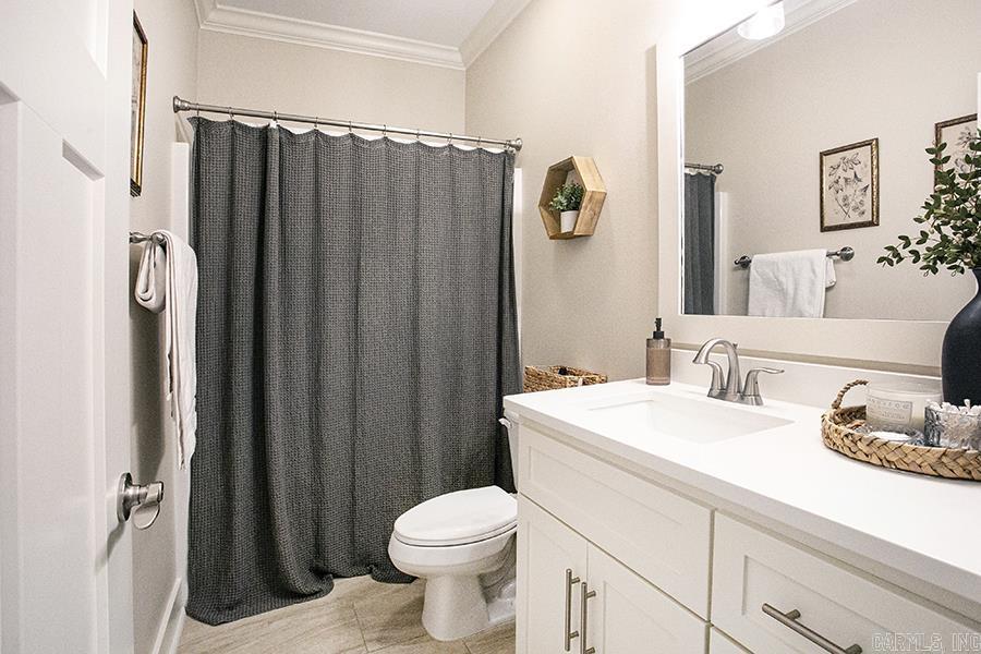 16 Luke Court  Maumelle, AR