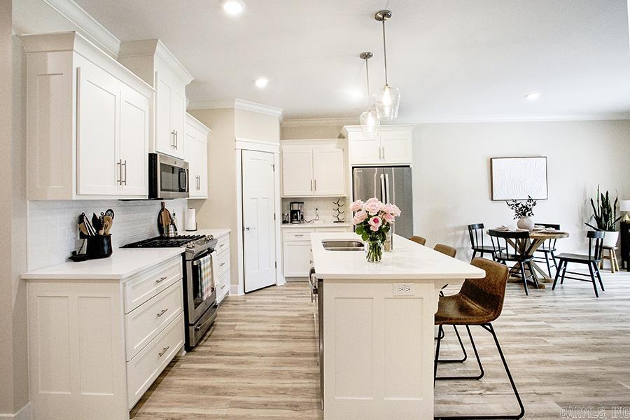 16 Luke Court  Maumelle, AR