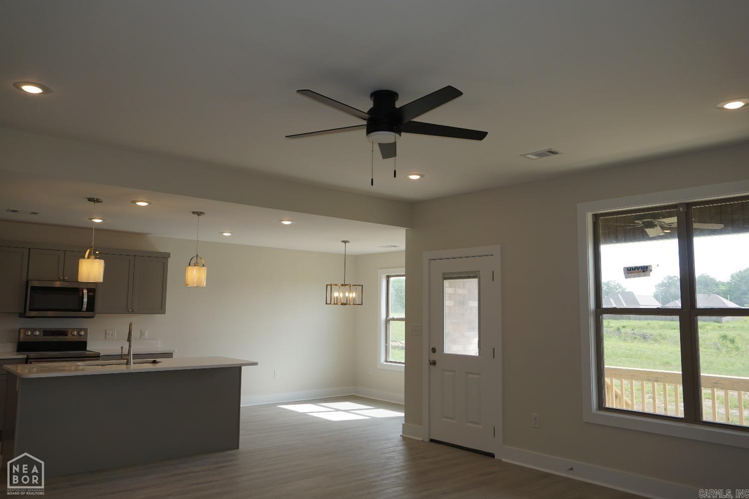 311 Hollis Cove Bono, AR 72416