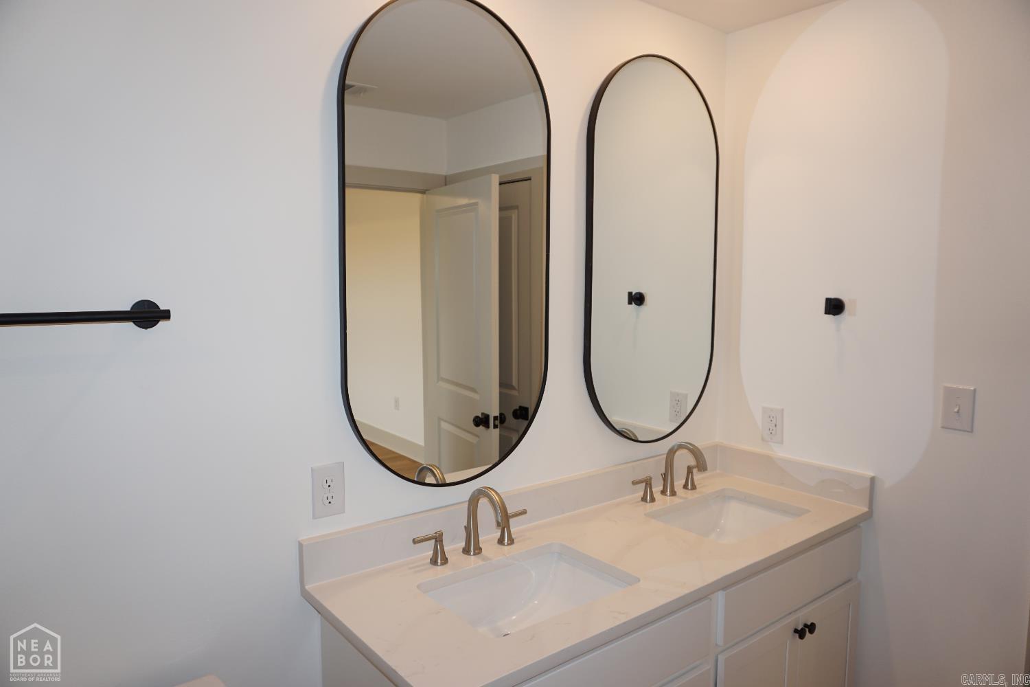 315 Hollis Cove Bono, AR 72416