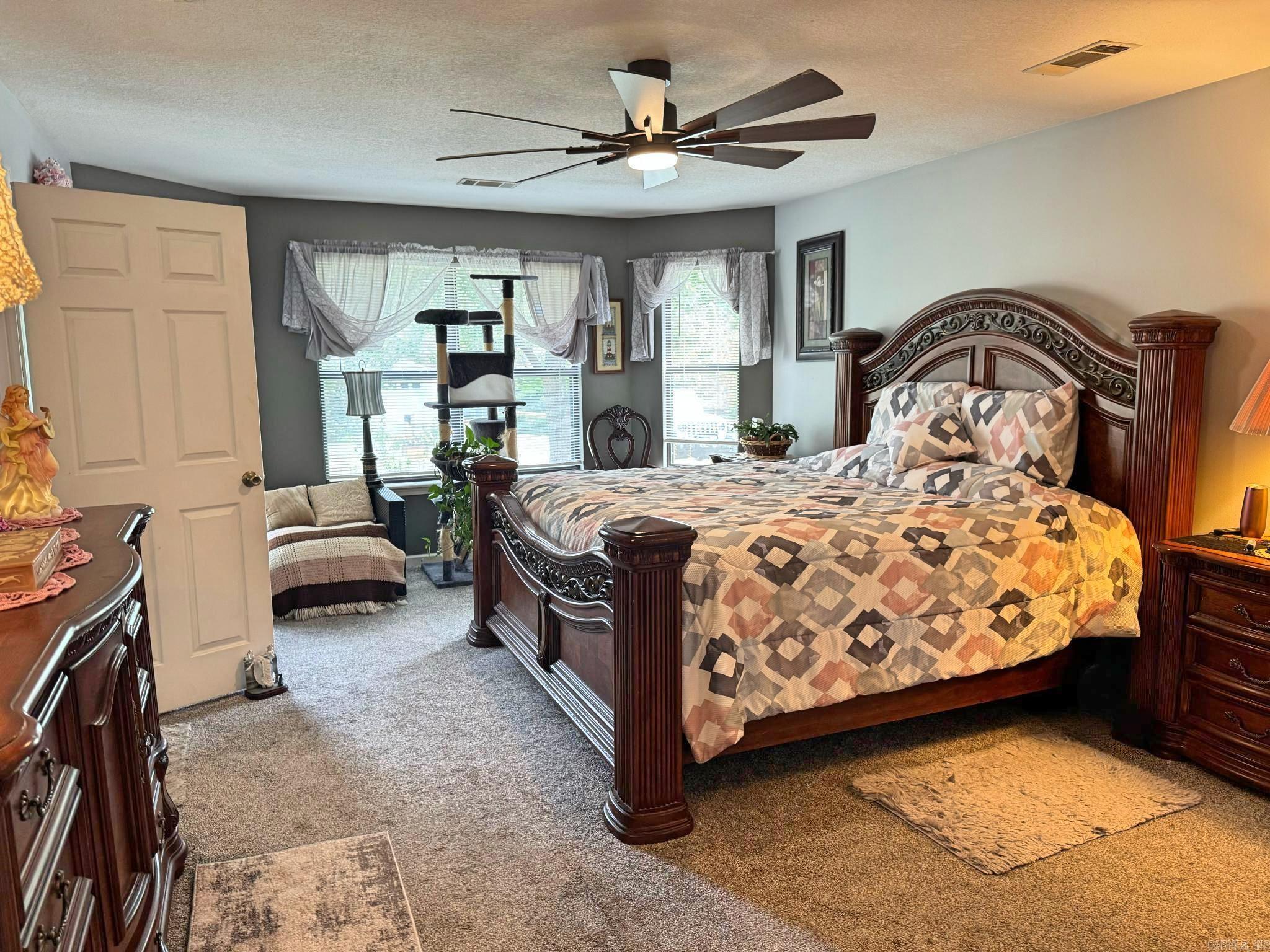 103 S Grover Ave Mountain View, AR 72560