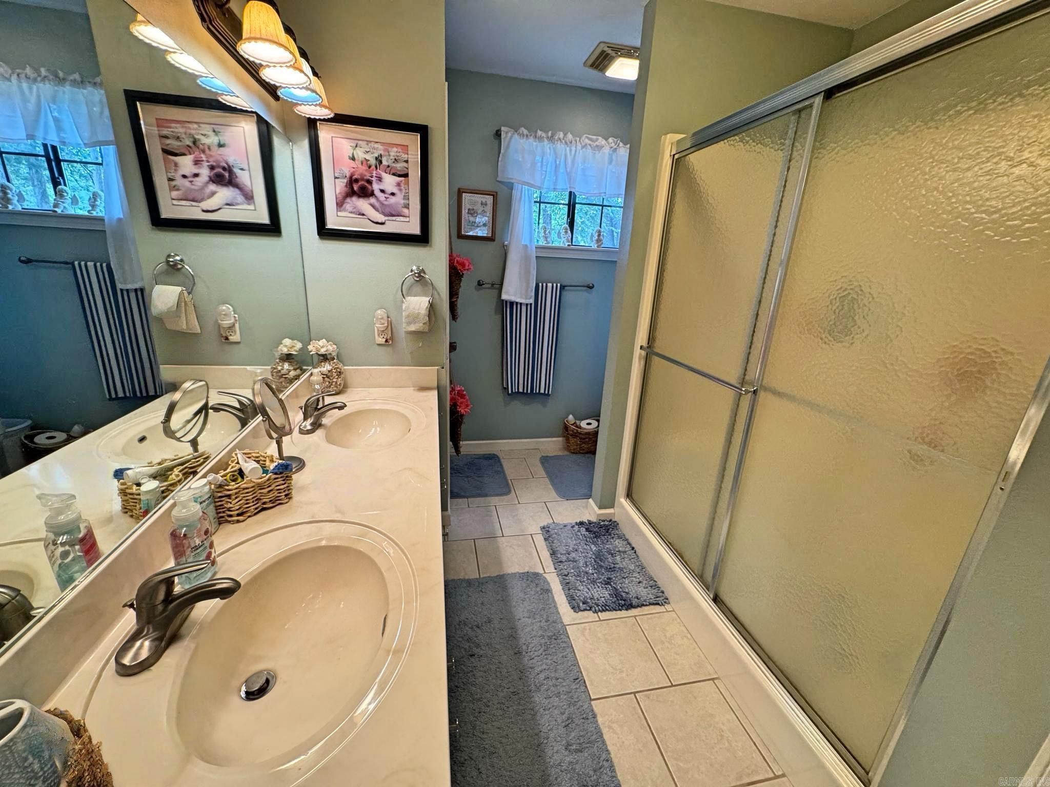 103 S Grover Ave Mountain View, AR 72560