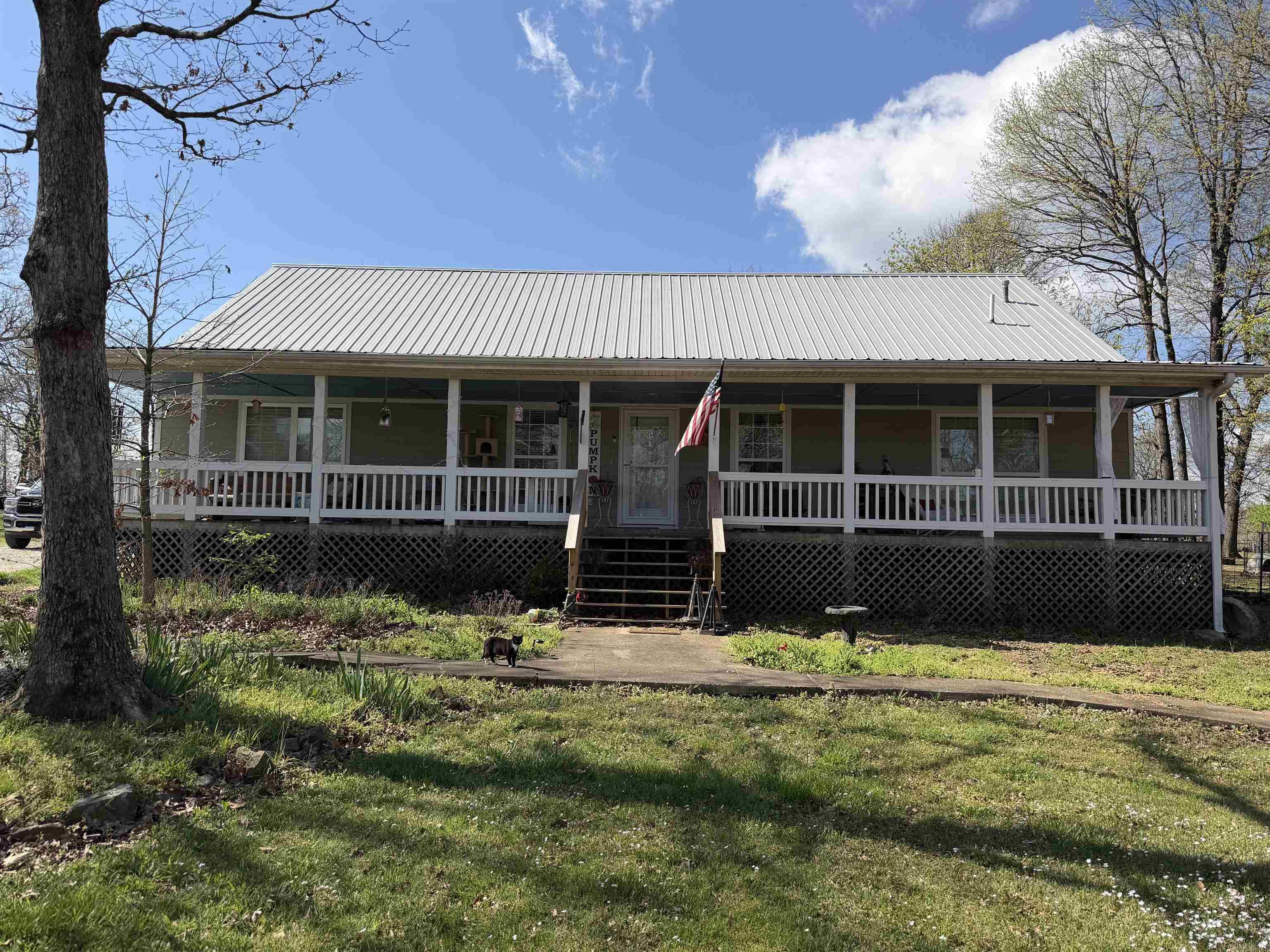 369 County Line  Locust Grove, AR