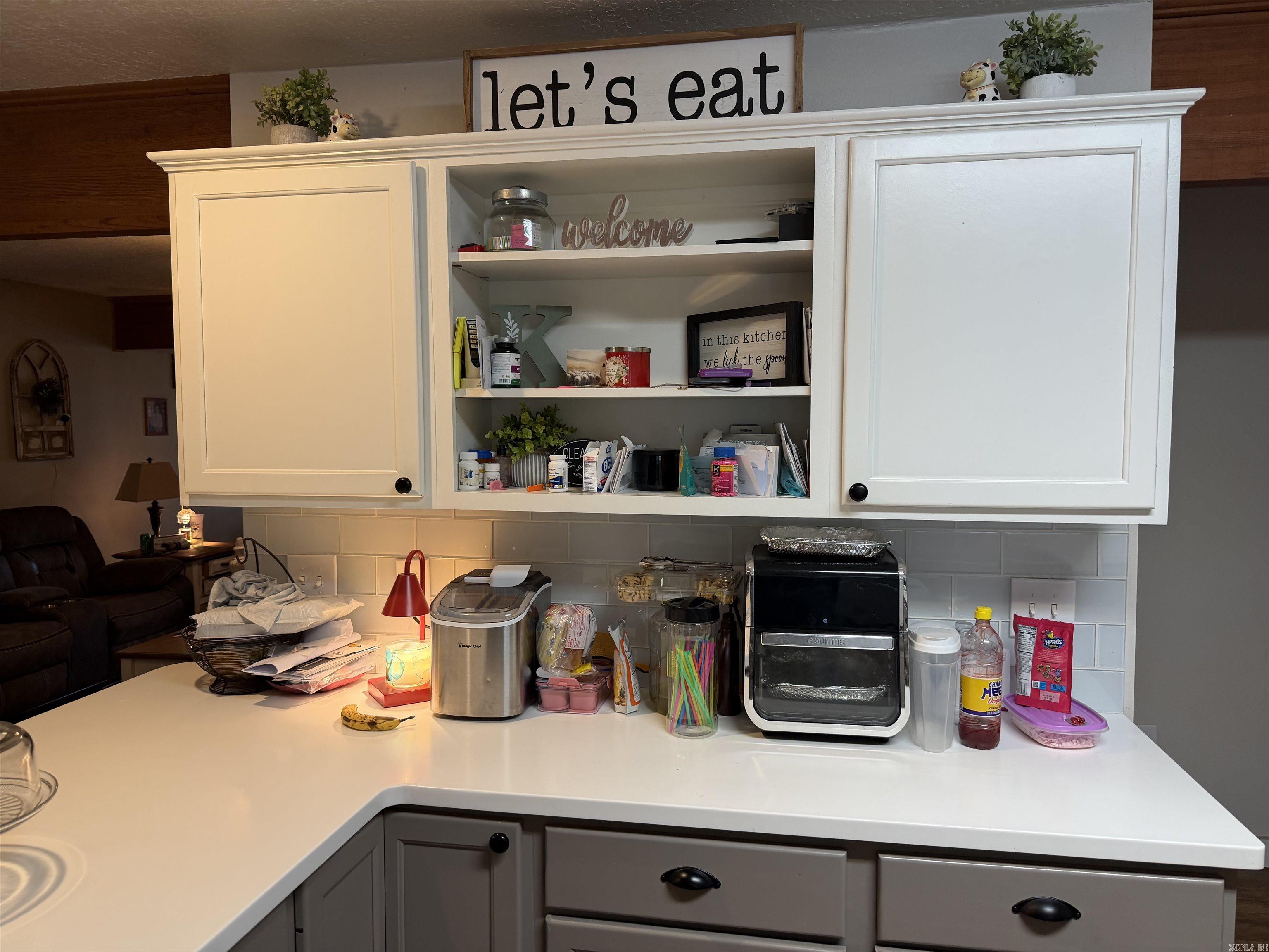 369 County Line  Locust Grove, AR