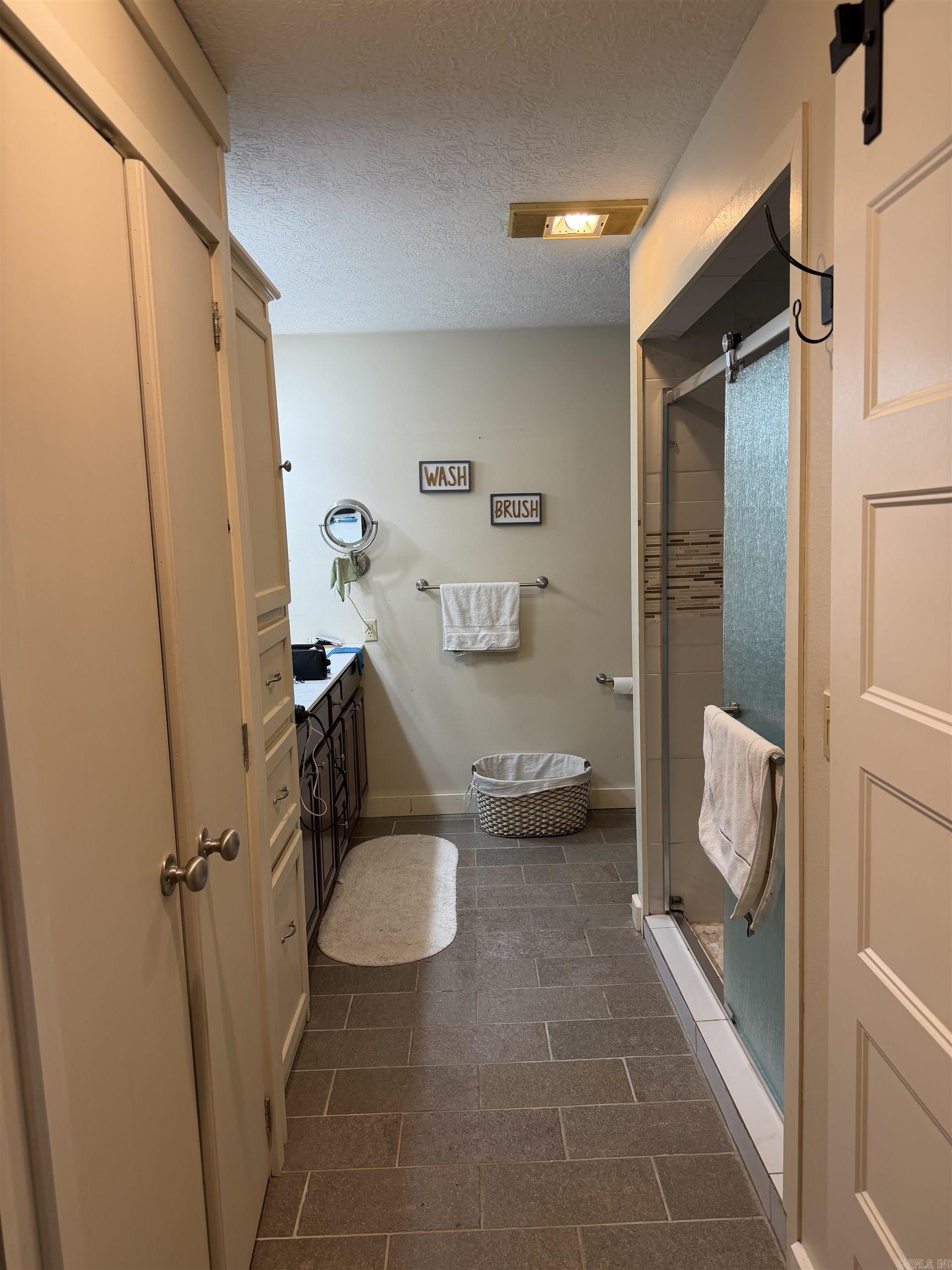 369 County Line  Locust Grove, AR