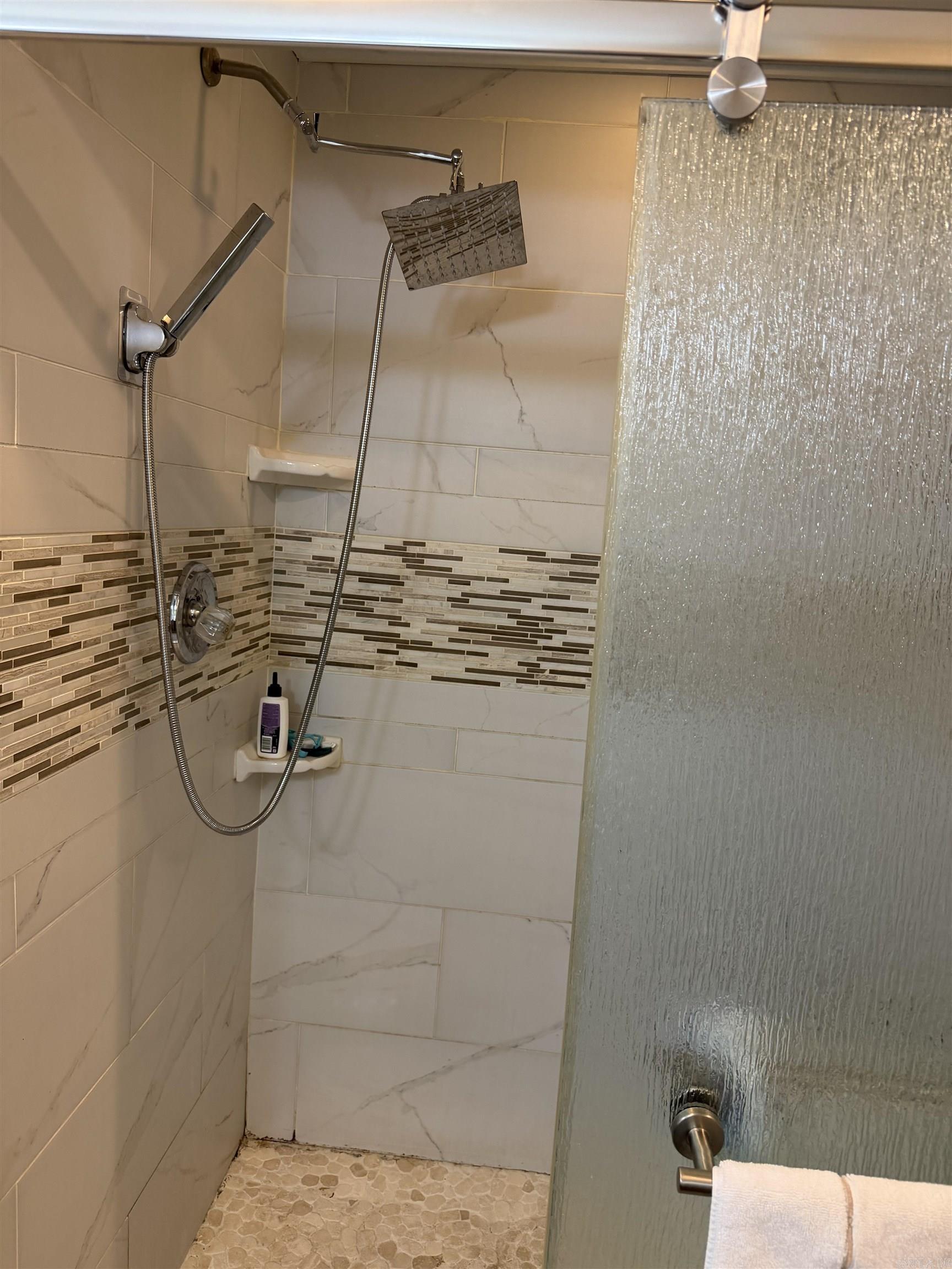 369 County Line  Locust Grove, AR