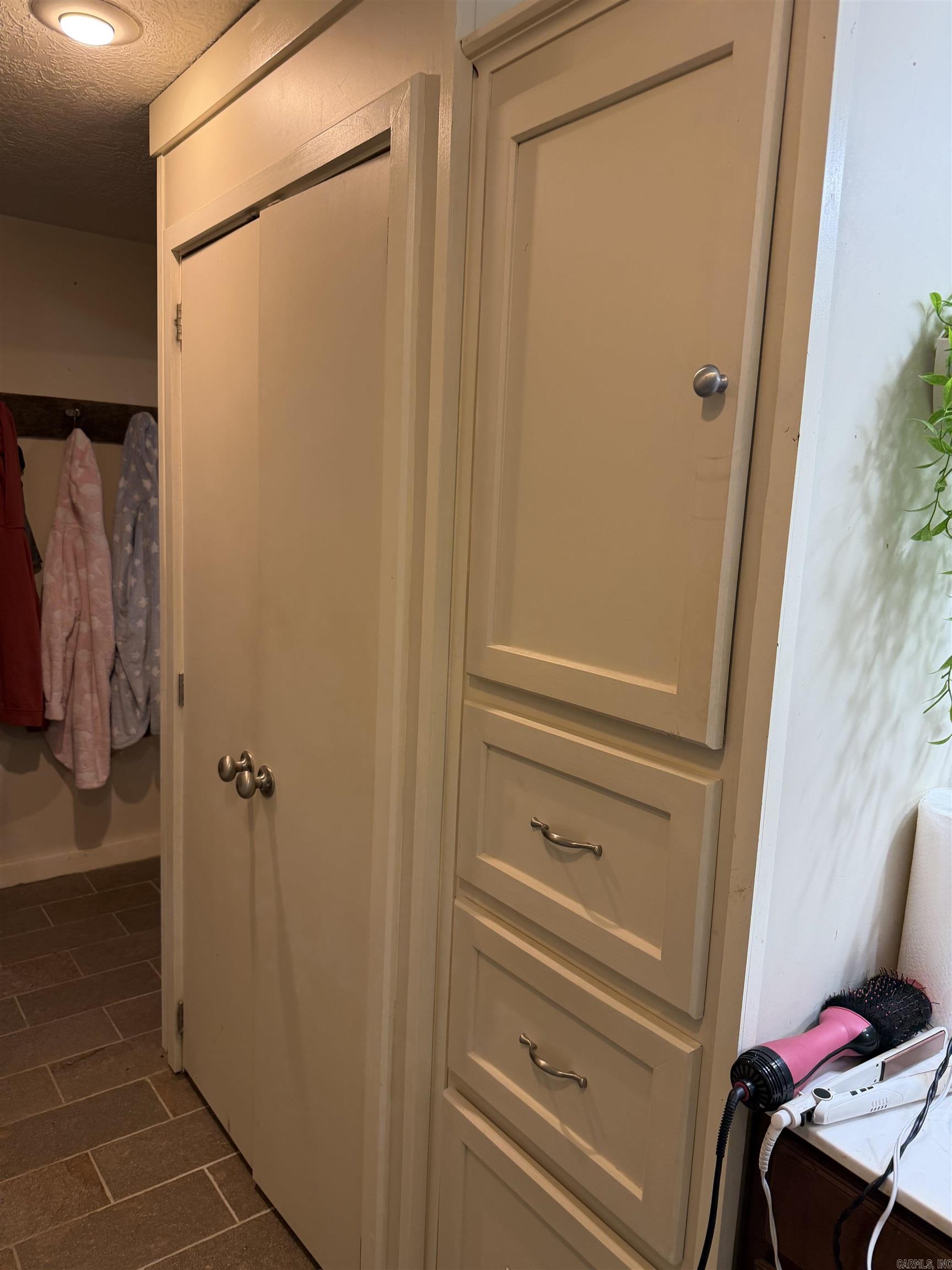 369 County Line  Locust Grove, AR