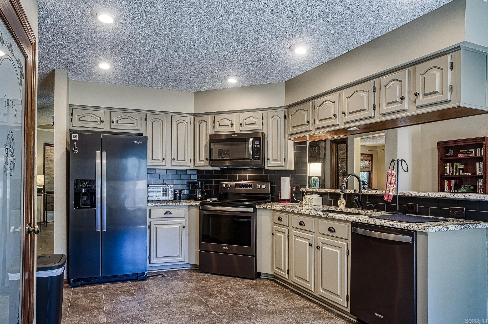 1 Las Navas  Hot Springs Village, AR