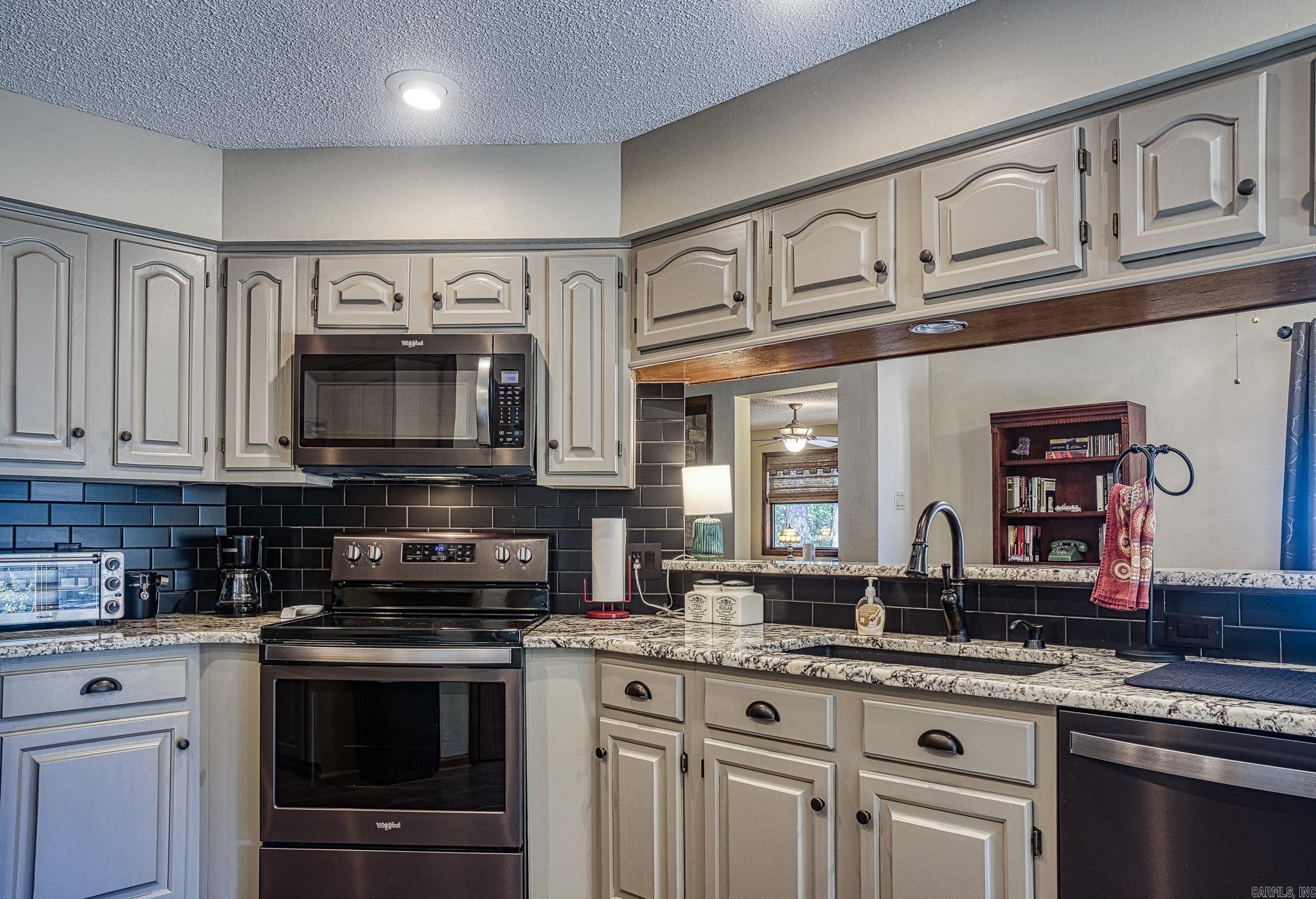 1 Las Navas  Hot Springs Village, AR