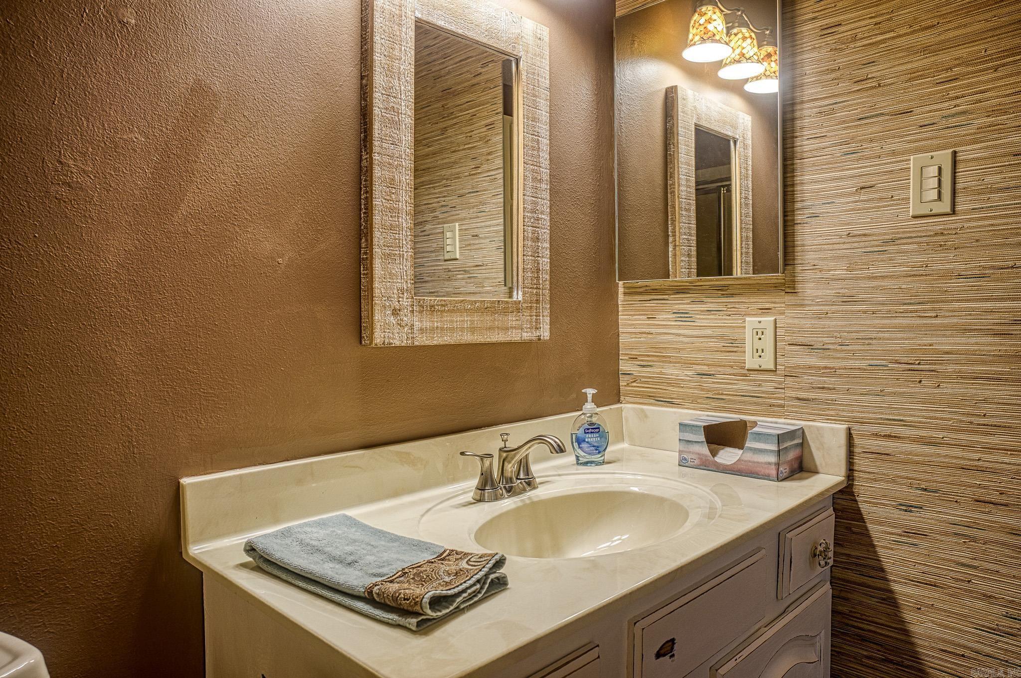 1 Las Navas  Hot Springs Village, AR