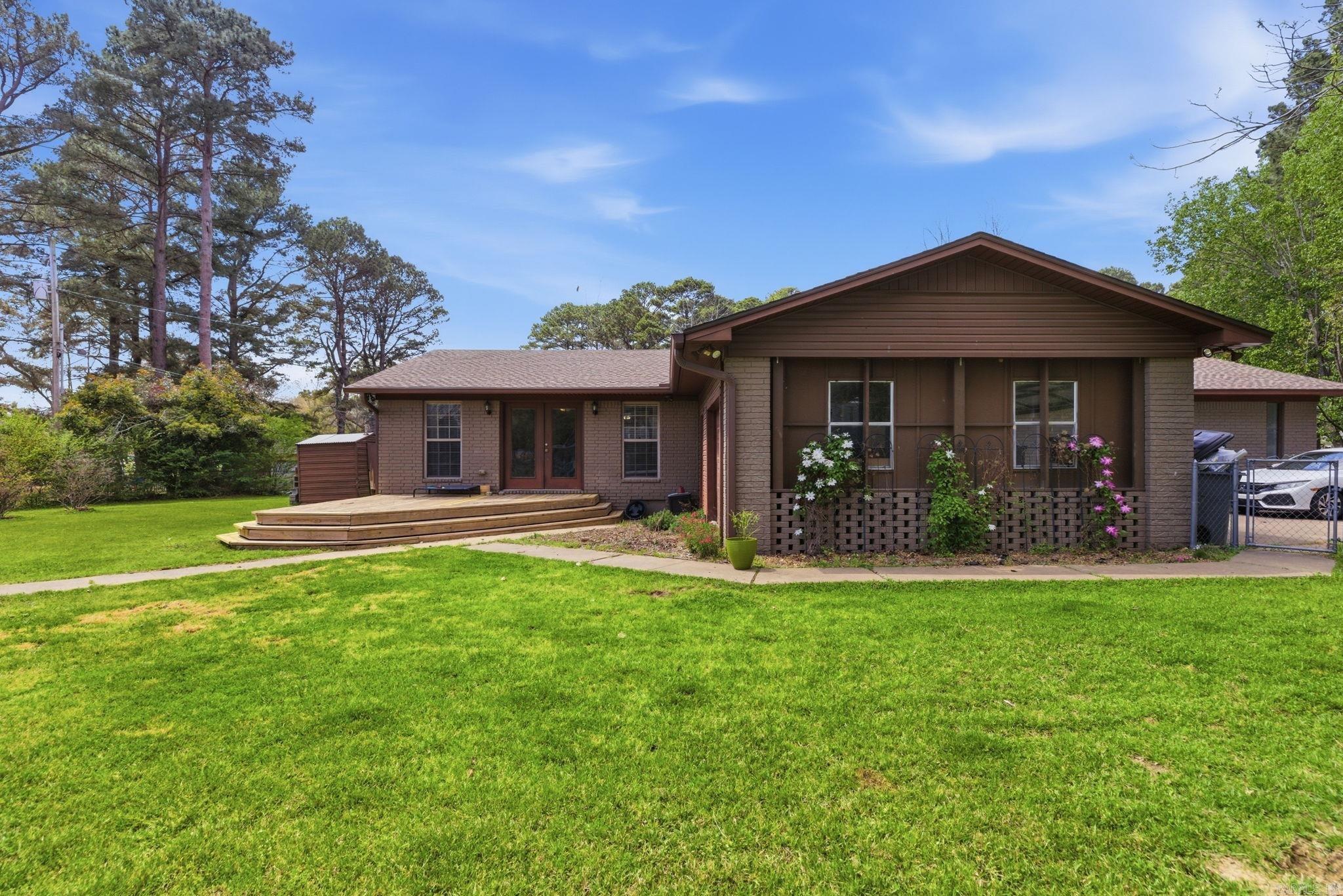 901 W Iowa St Street Beebe, AR 72012