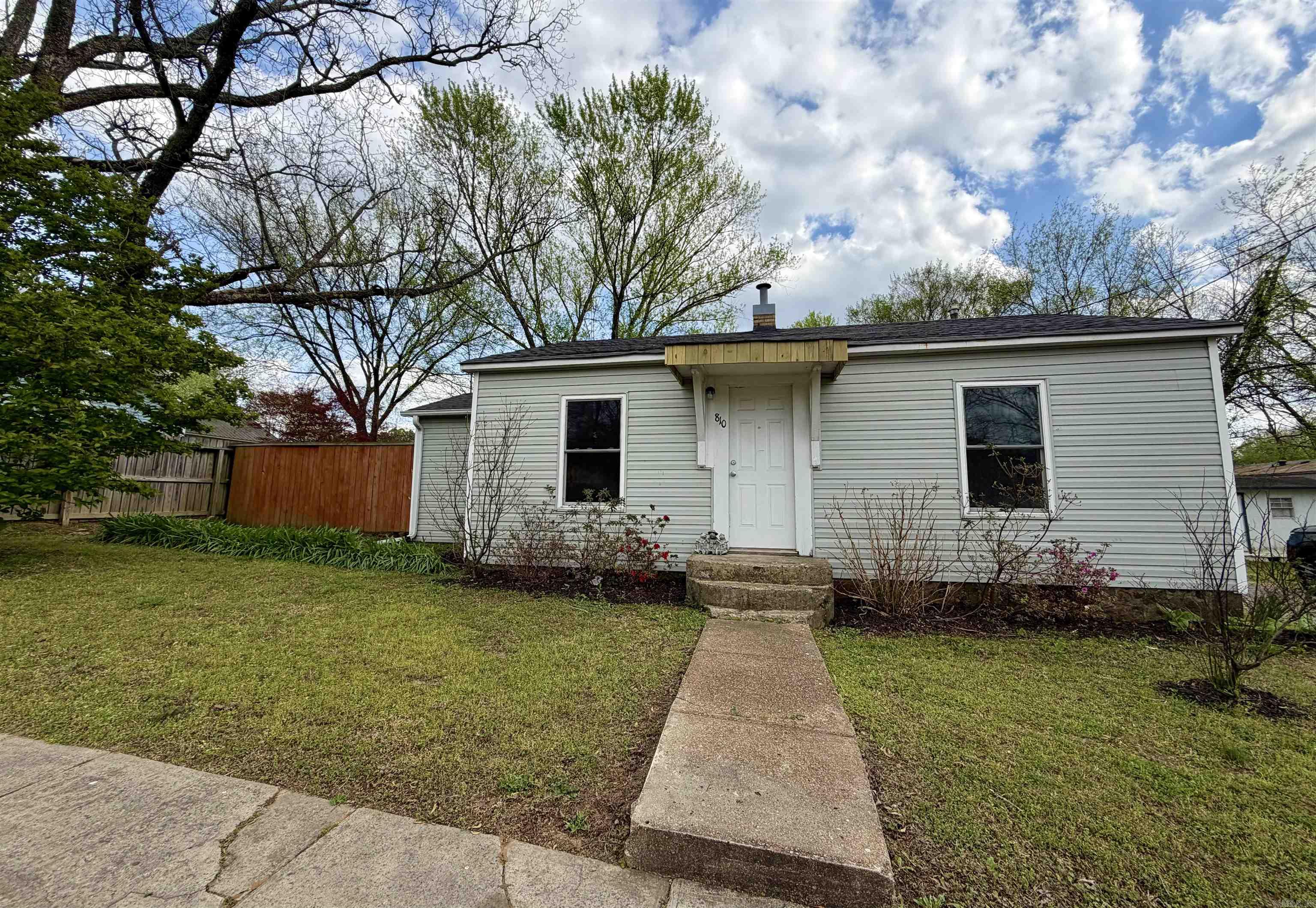 810 Main  Pangburn, AR