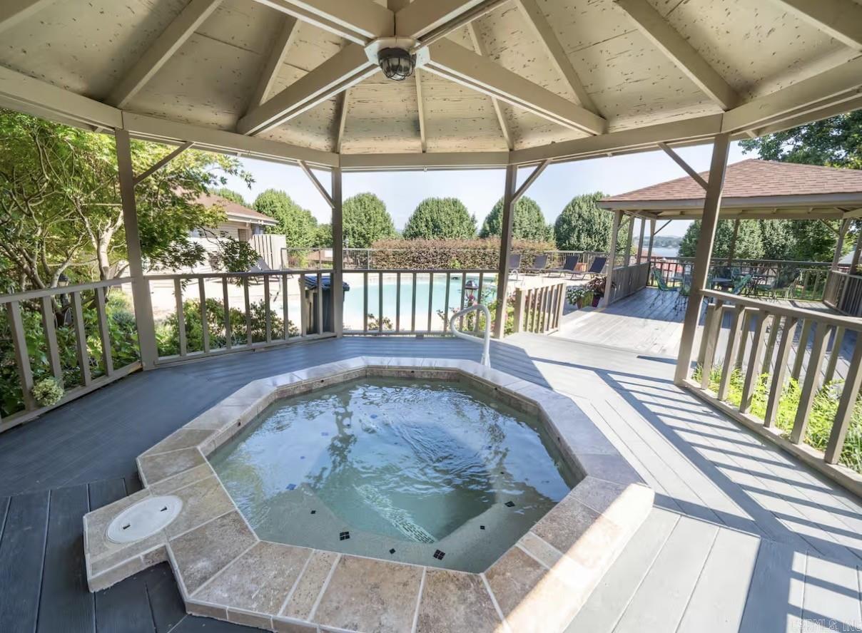 101 Long Island Drive Hot Springs, AR 71913