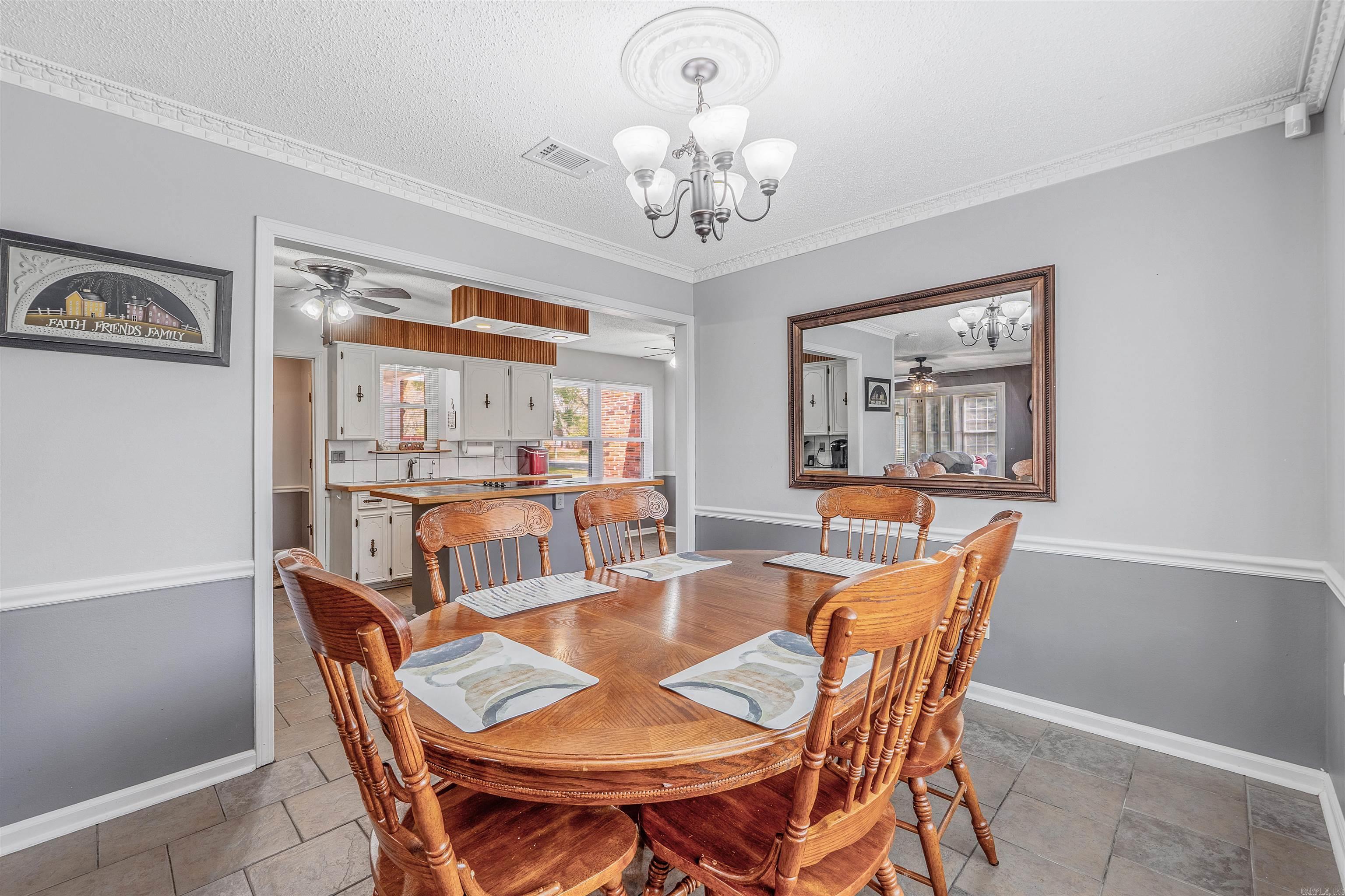 1704 War Eagle  North Little Rock, AR