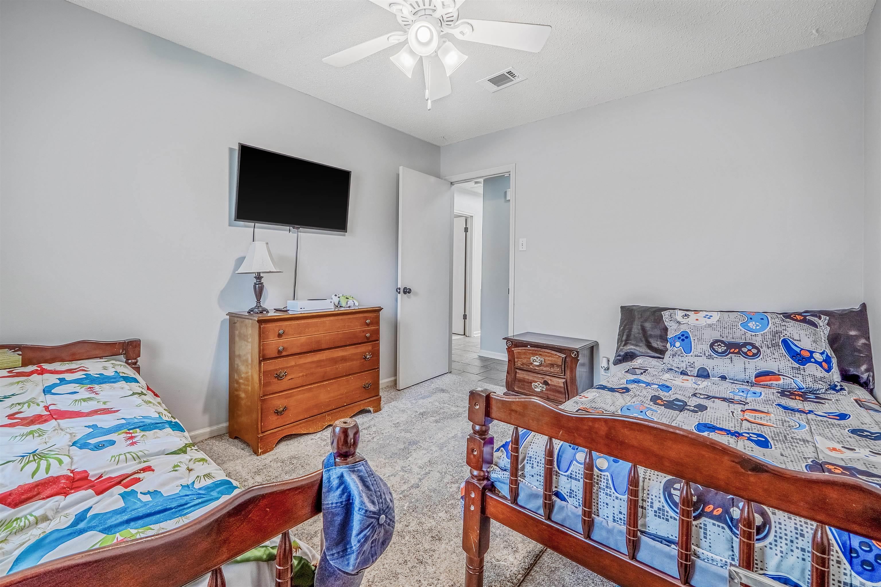 1704 War Eagle  North Little Rock, AR