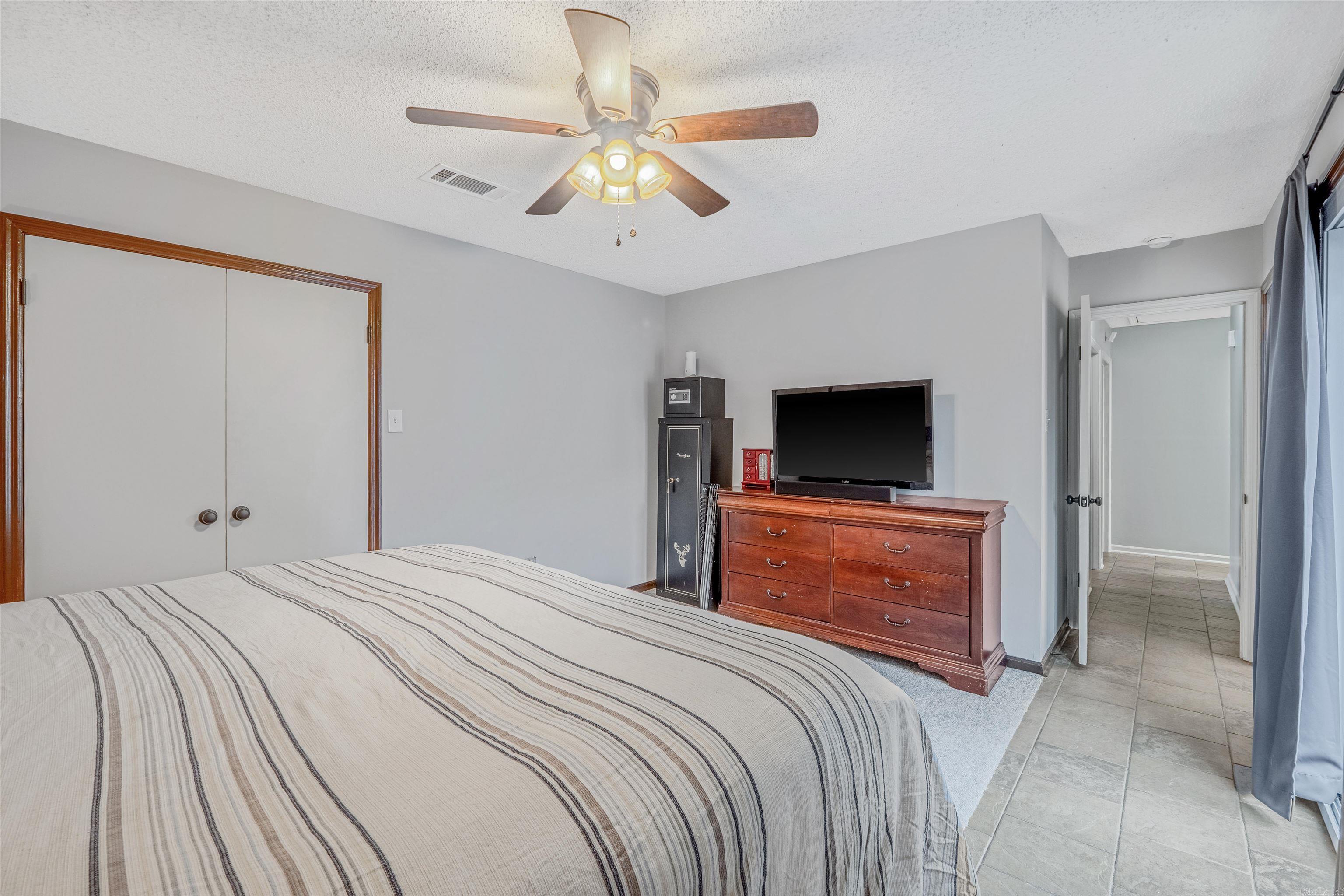 1704 War Eagle  North Little Rock, AR