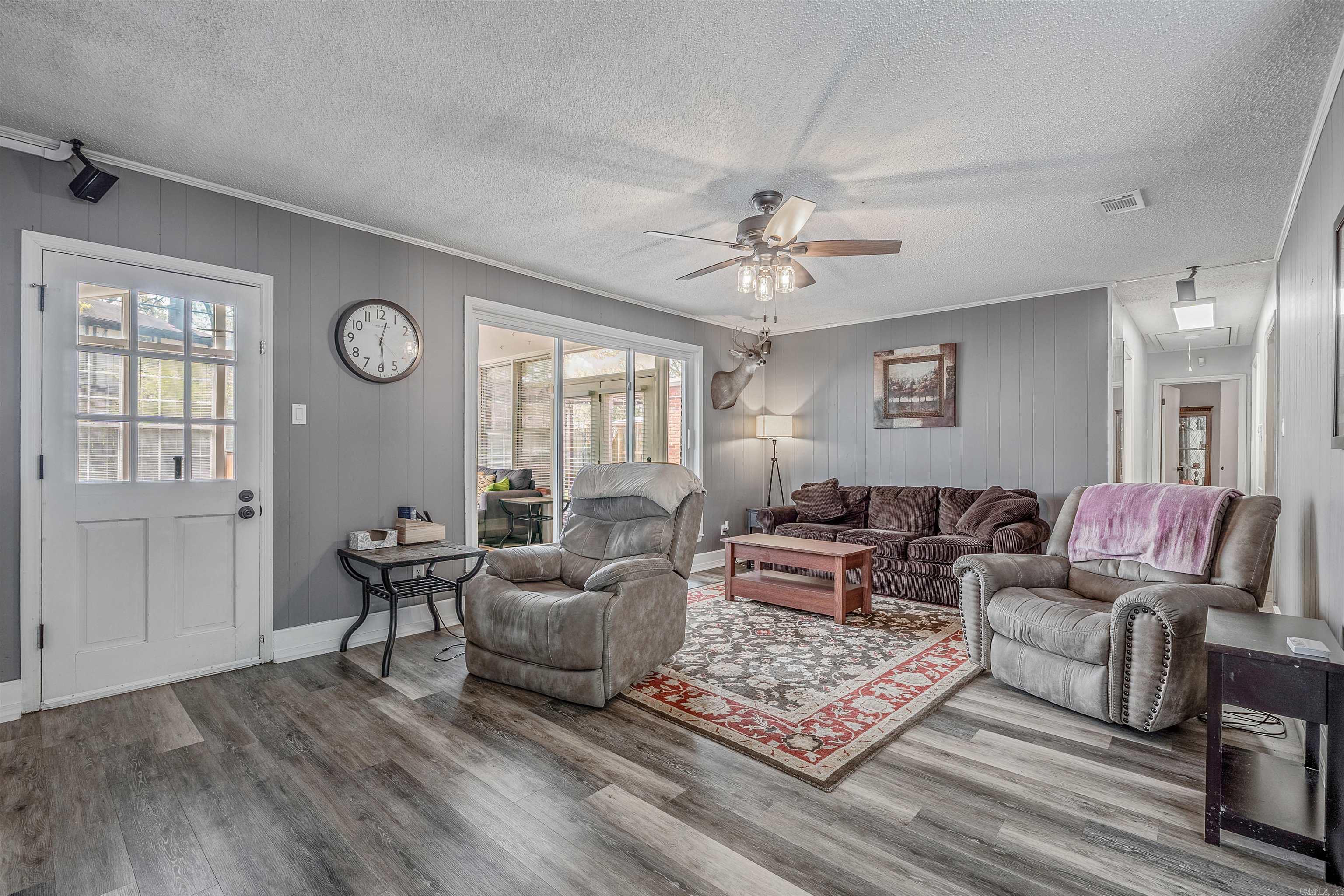 1704 War Eagle  North Little Rock, AR