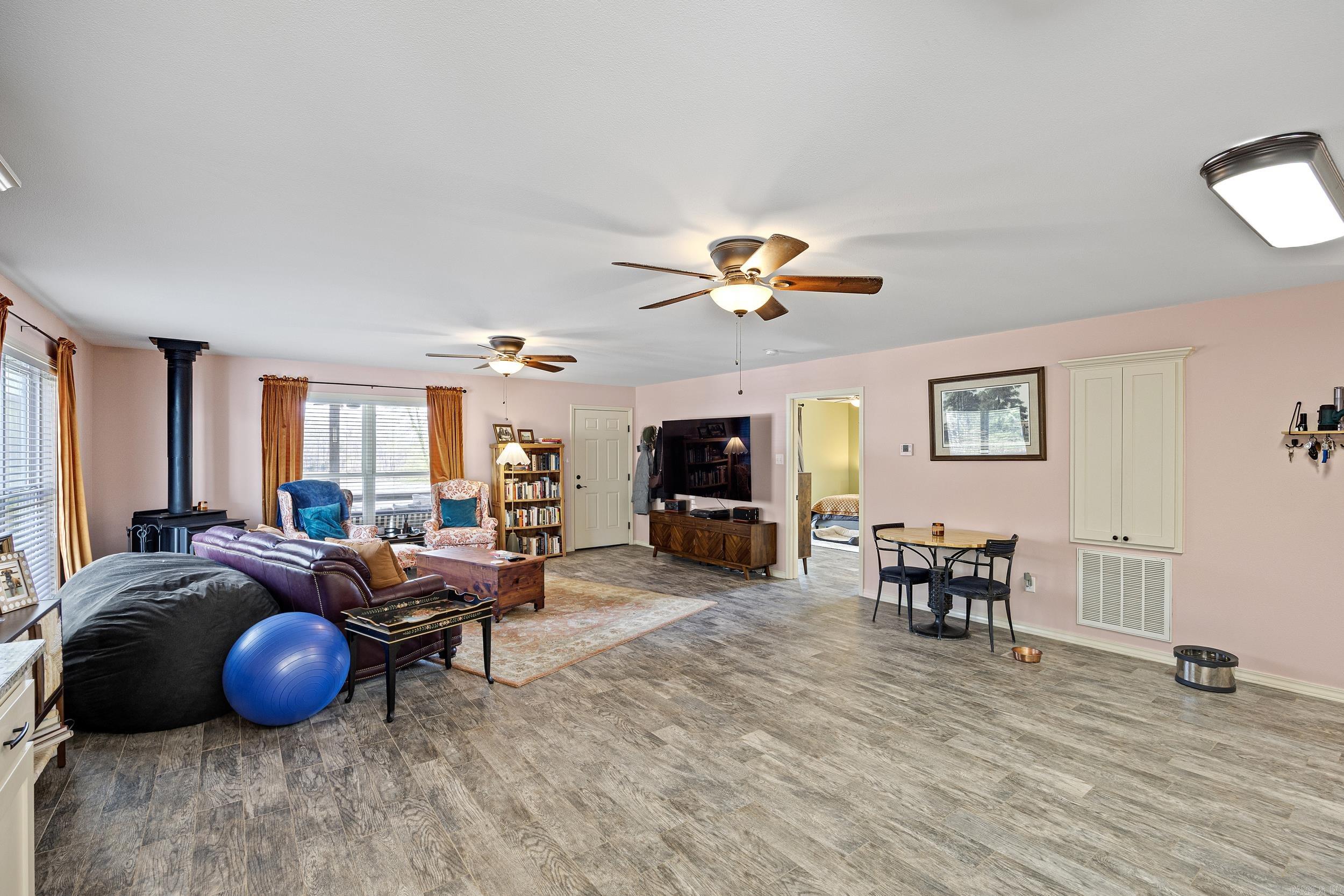 3131 Oyler  Clinton, AR