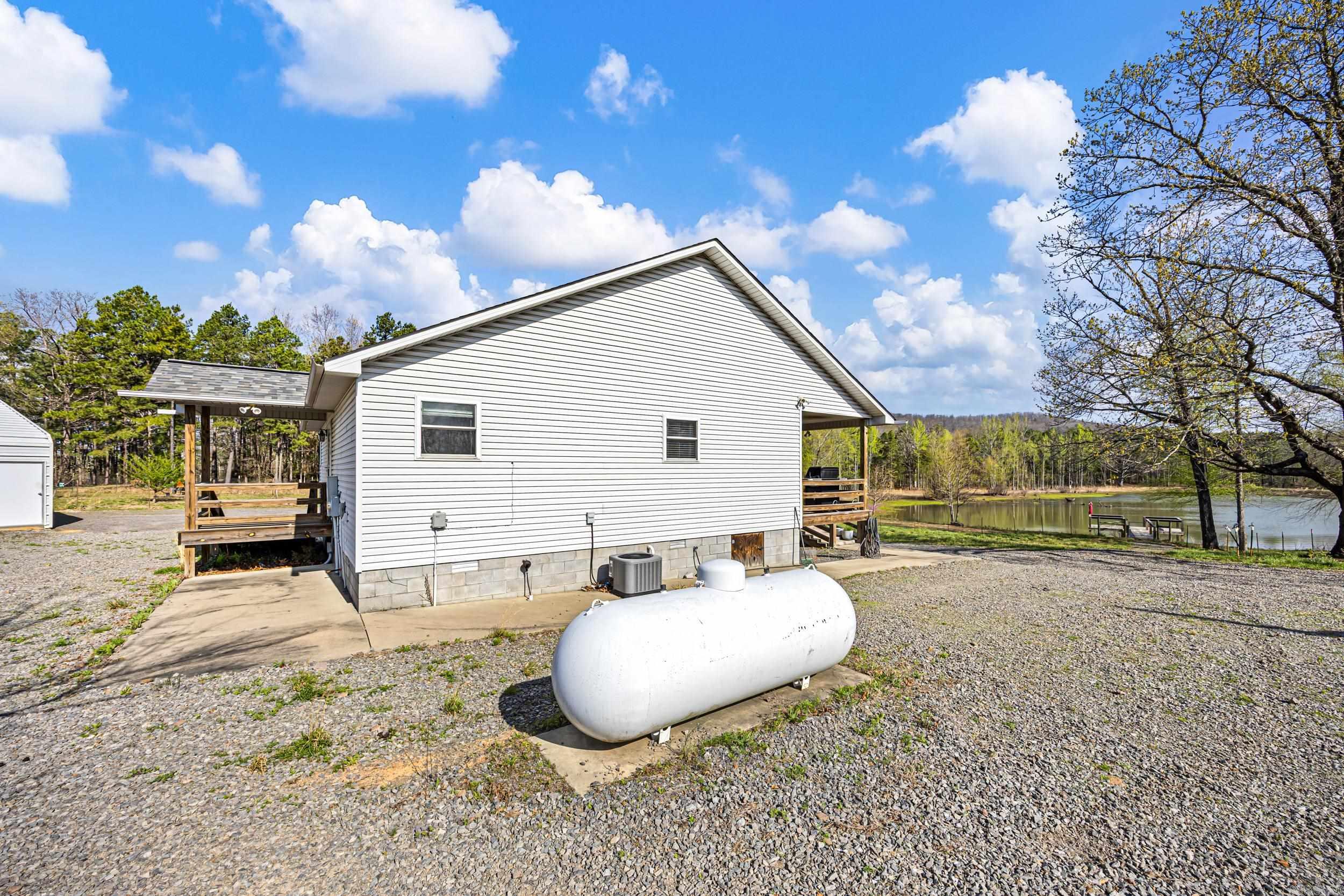 3131 Oyler  Clinton, AR