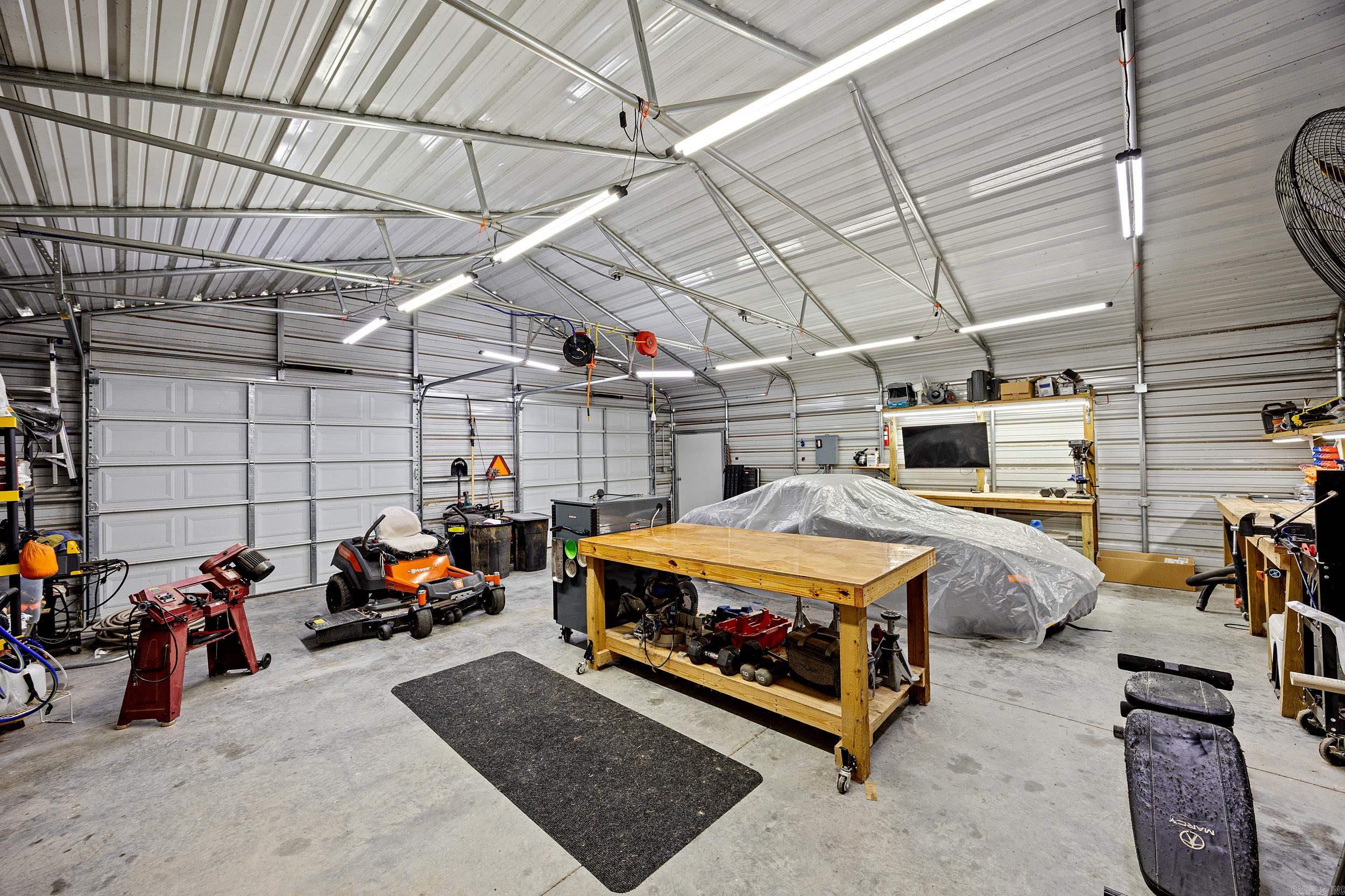 3131 Oyler  Clinton, AR