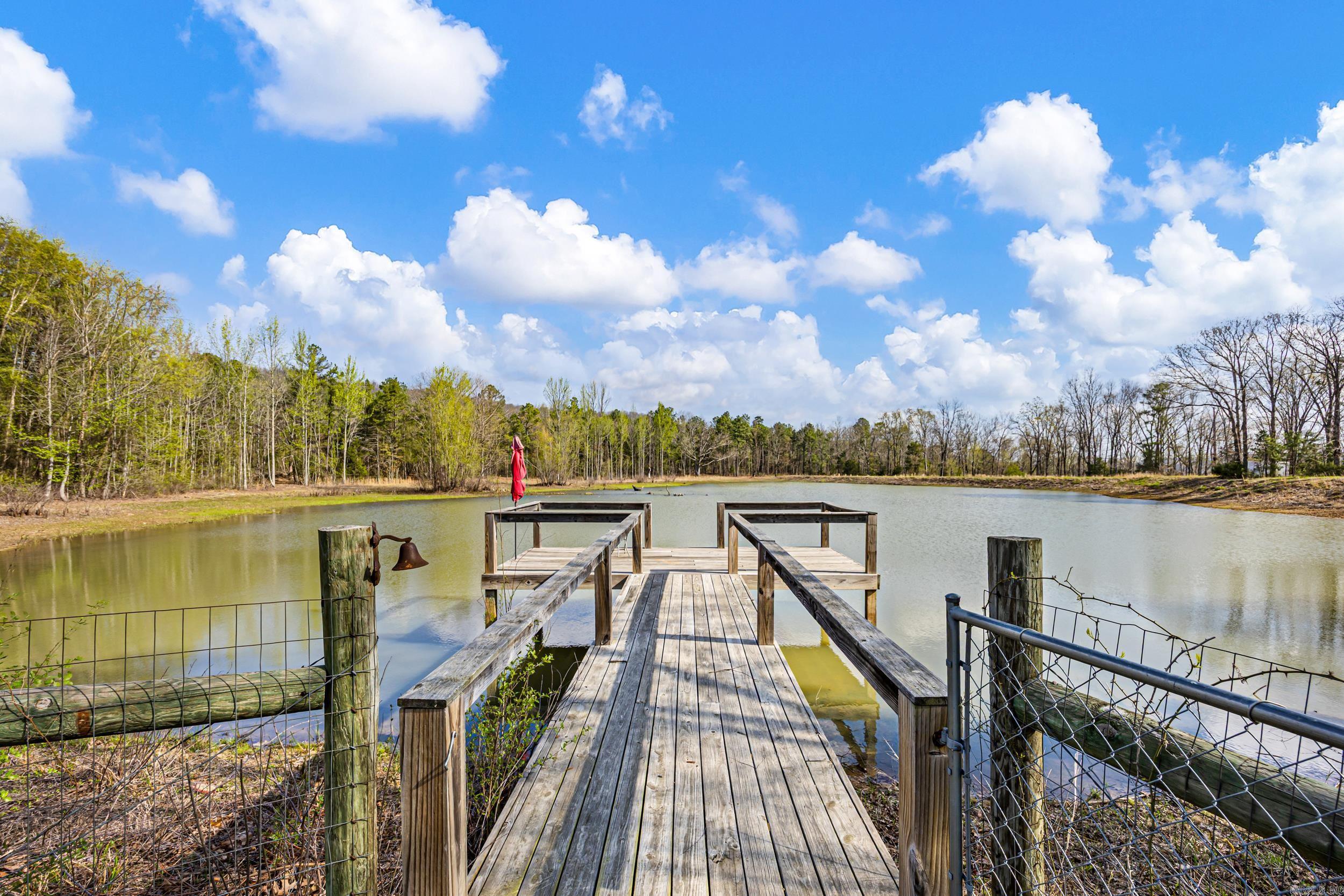 3131 Oyler  Clinton, AR