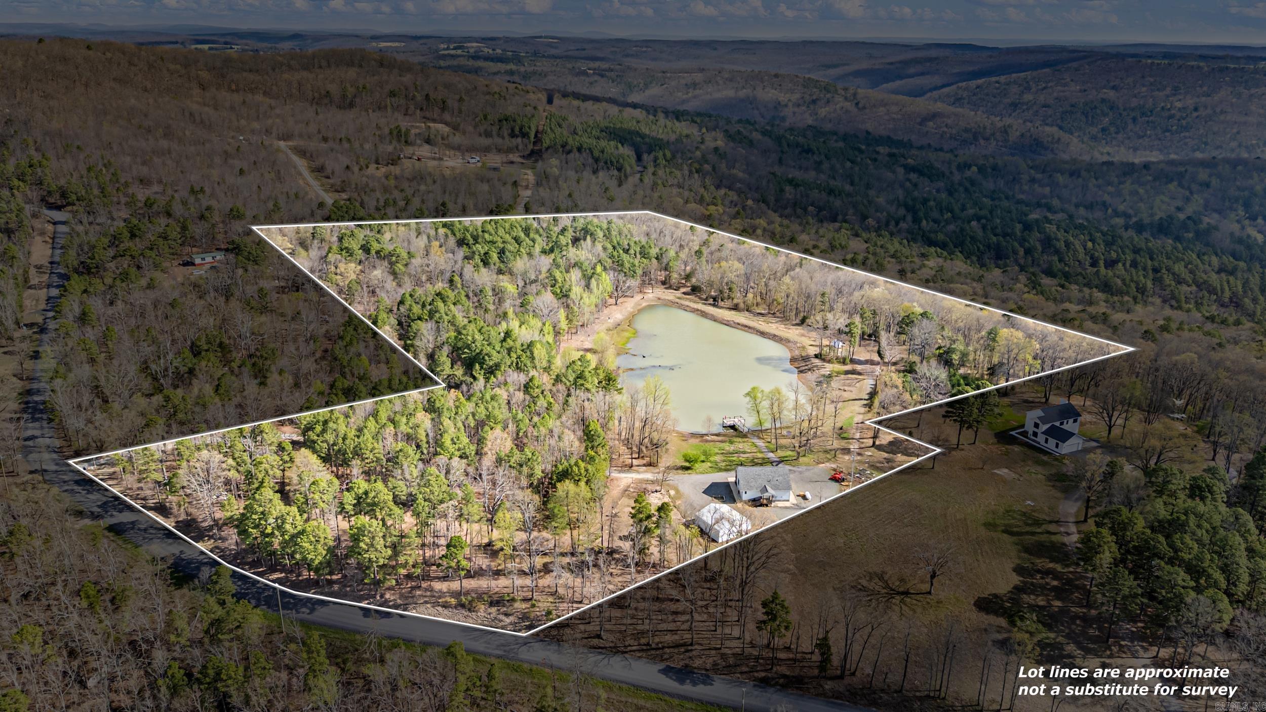 3131 Oyler  Clinton, AR