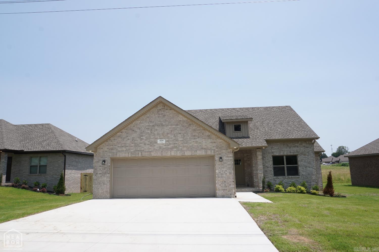 1804 N Oak Street Brookland, AR 72417