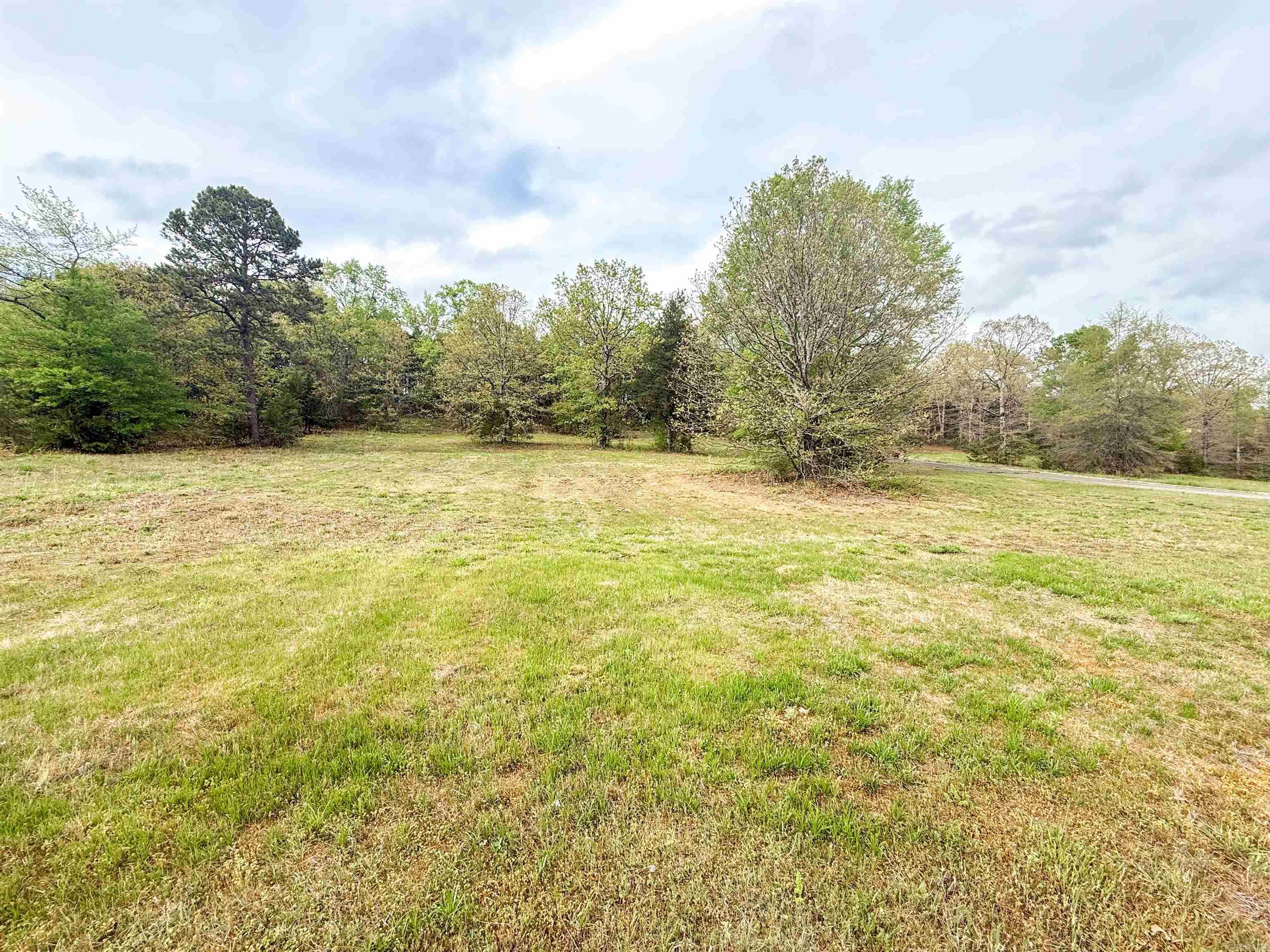 Lot 7 and 10 E Holloway  Morrilton, AR