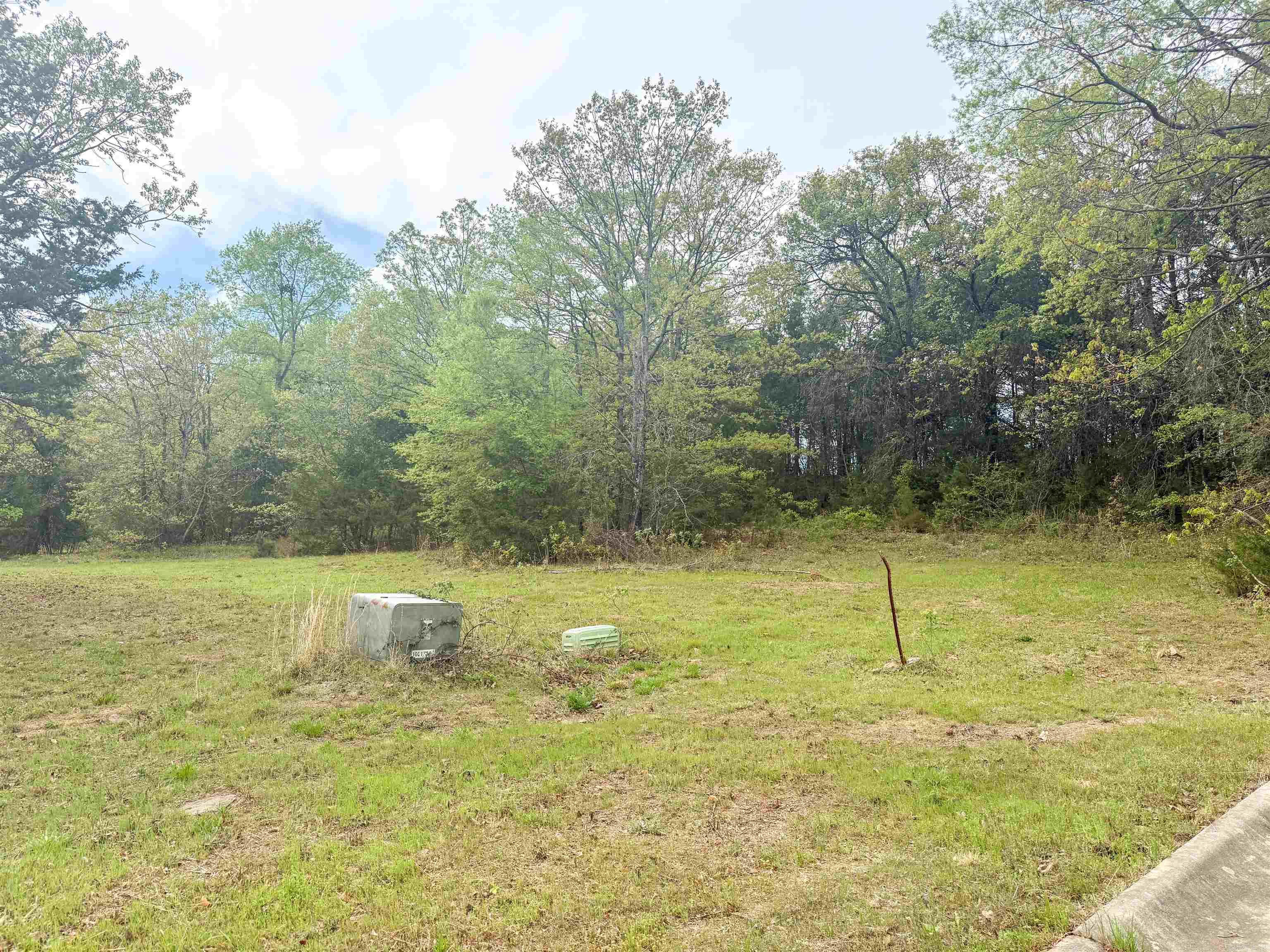 Lot 7 and 10 E Holloway  Morrilton, AR