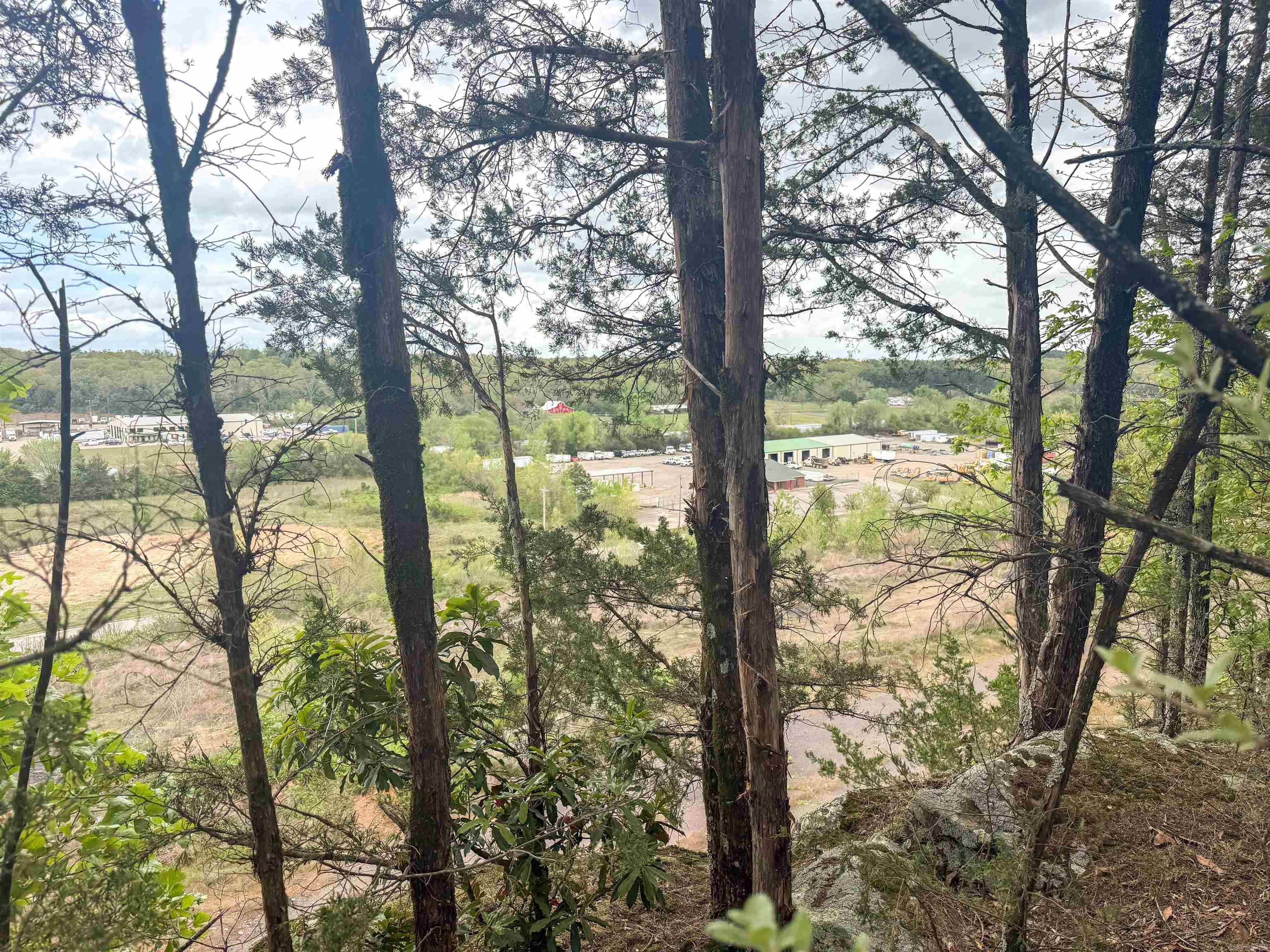 Lot 7 and 10 E Holloway  Morrilton, AR