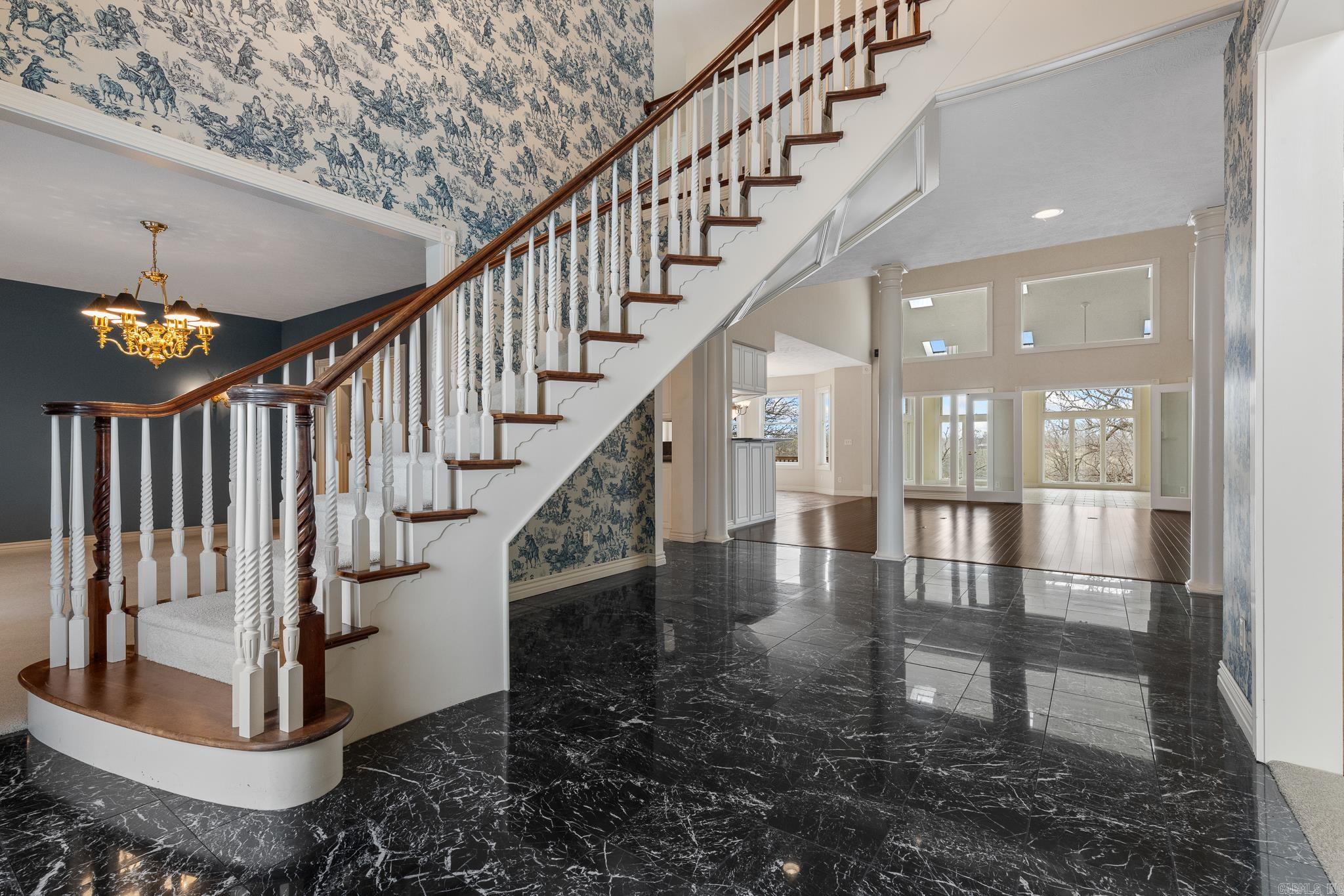 2734 Wolf Springs Road Harrison, AR 72601