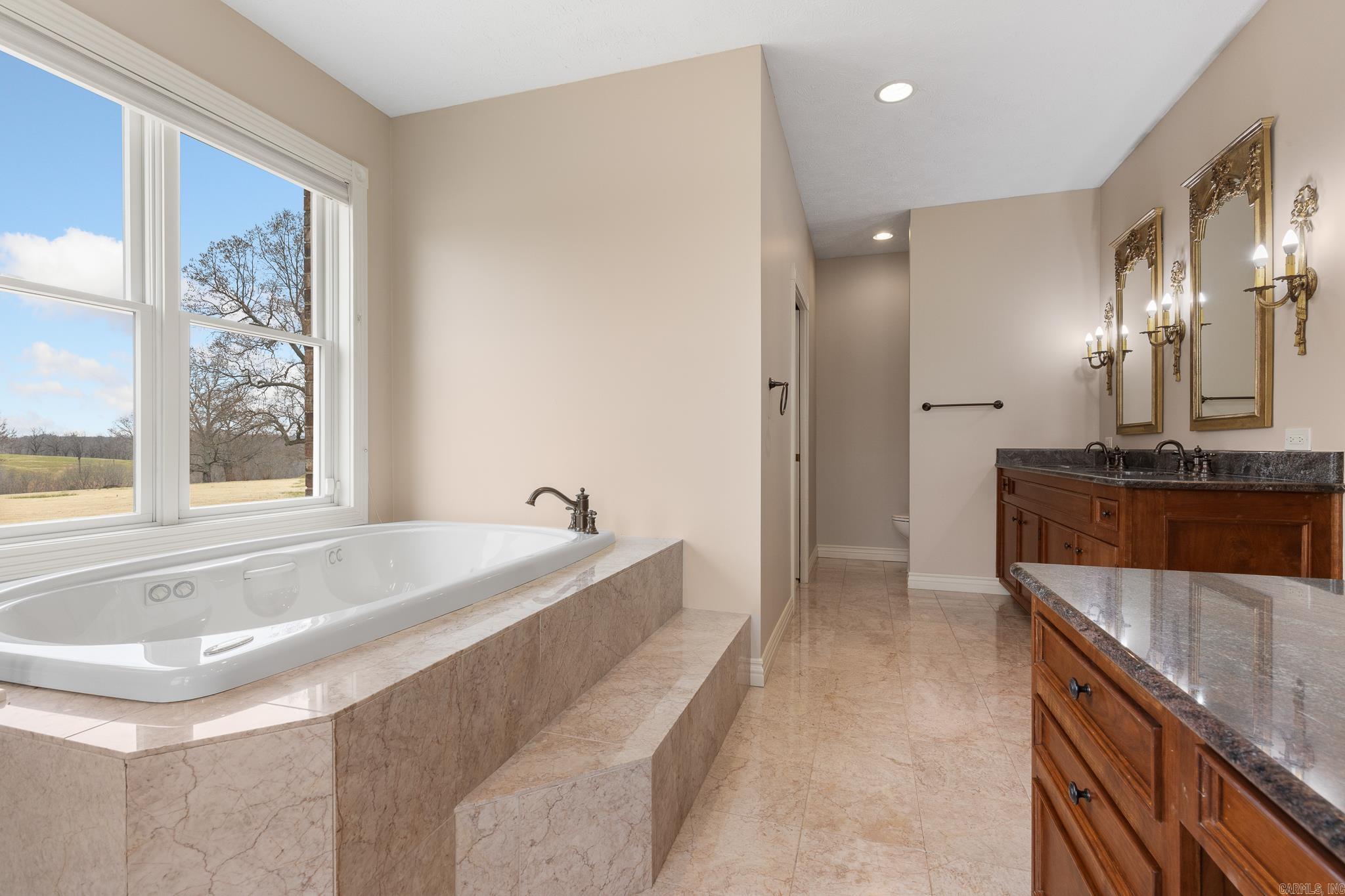 2734 Wolf Springs Road Harrison, AR 72601