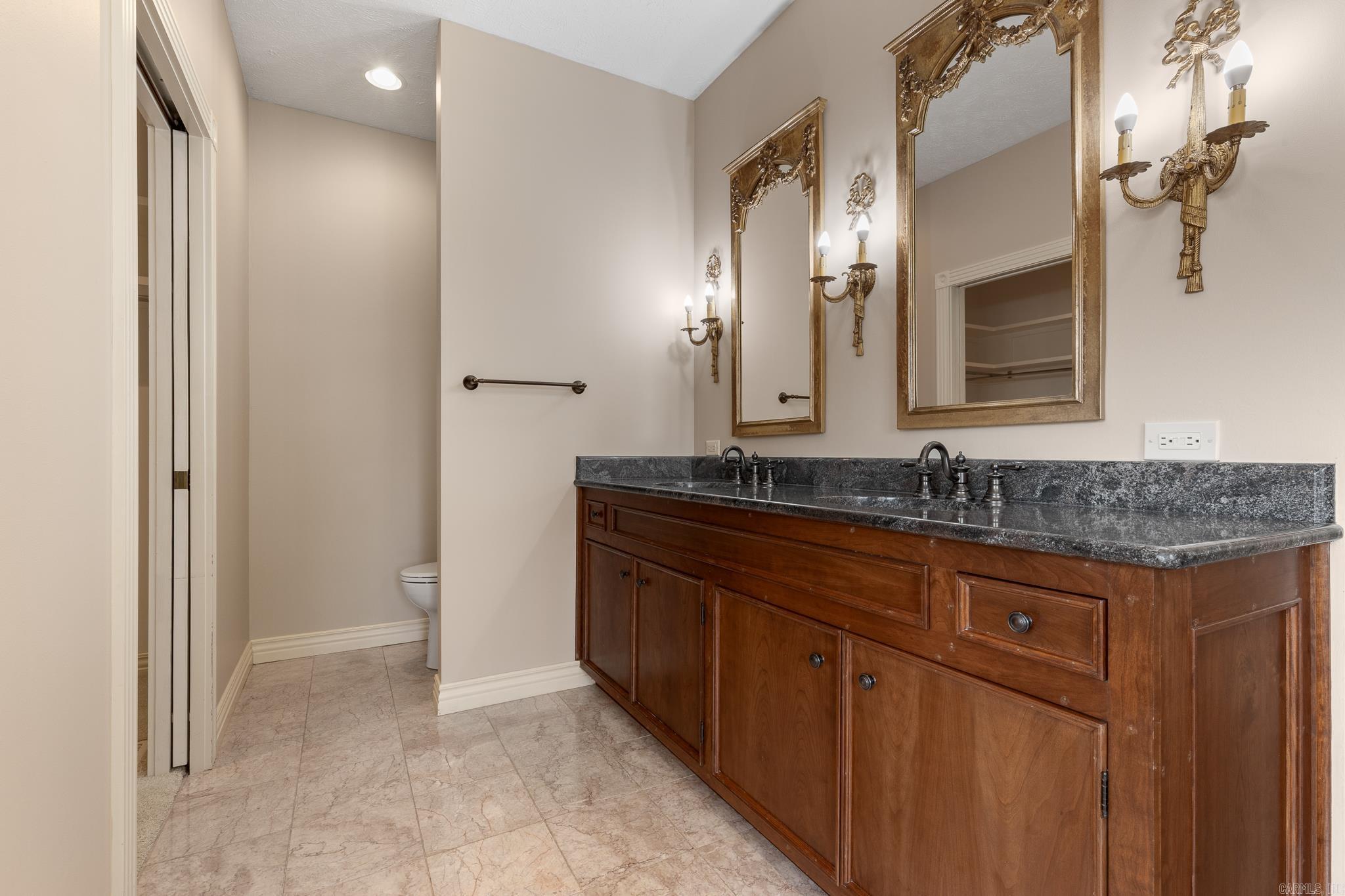 2734 Wolf Springs Road Harrison, AR 72601