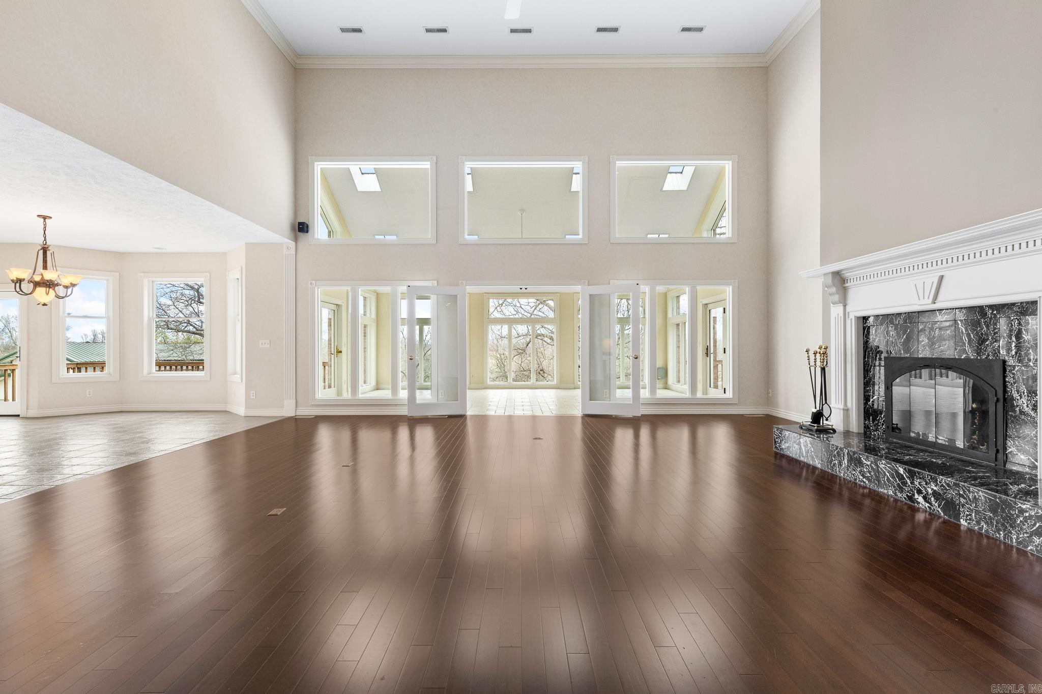 2734 Wolf Springs Road Harrison, AR 72601