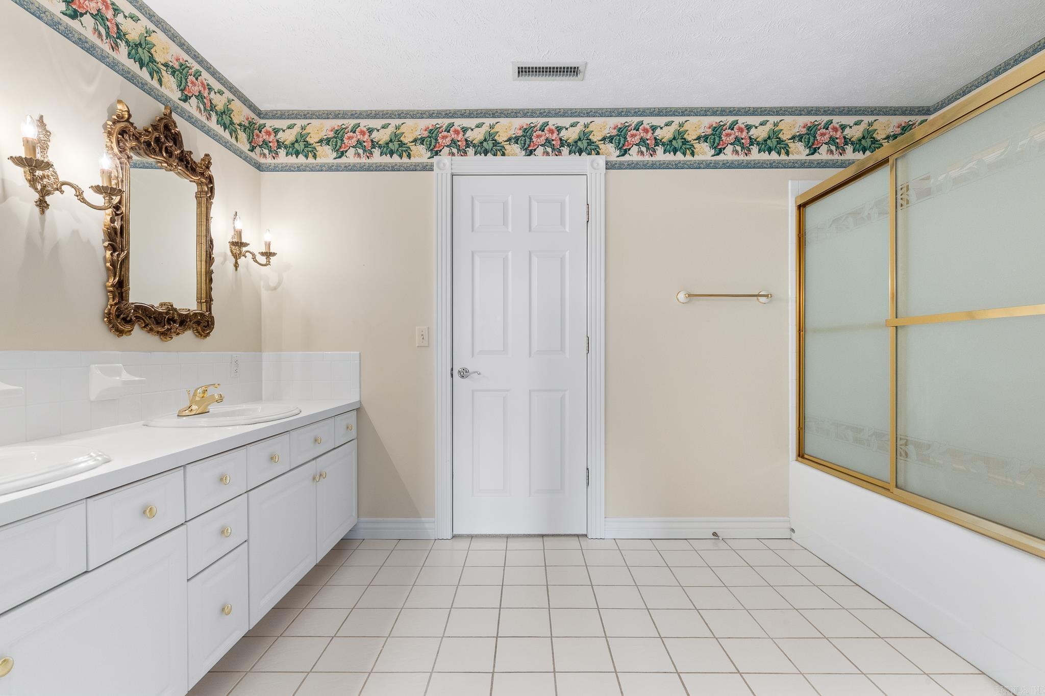 2734 Wolf Springs Road Harrison, AR 72601