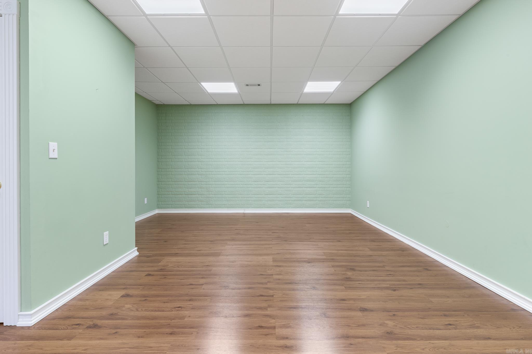 2734 Wolf Springs Road Harrison, AR 72601