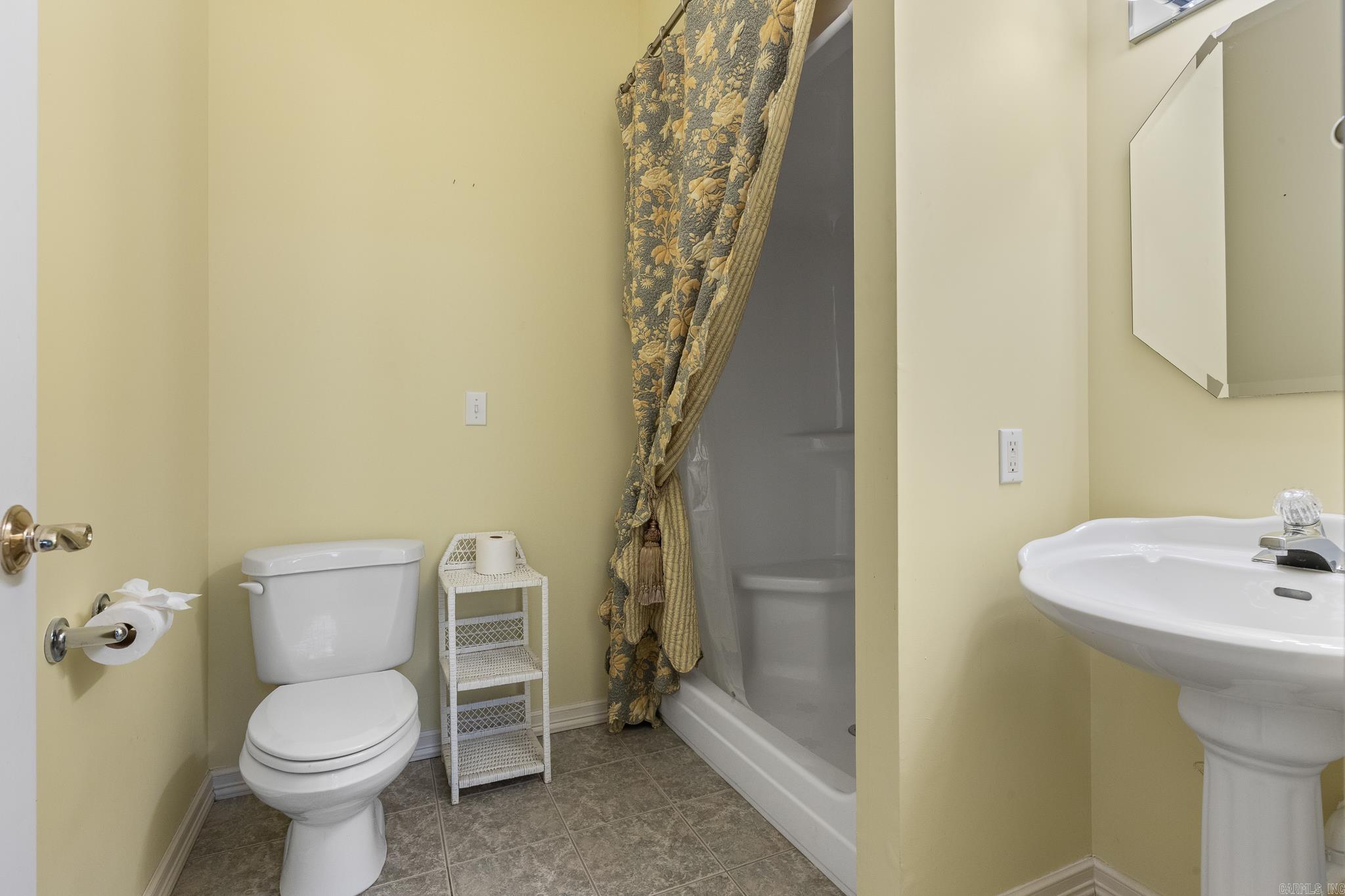 2734 Wolf Springs Road Harrison, AR 72601