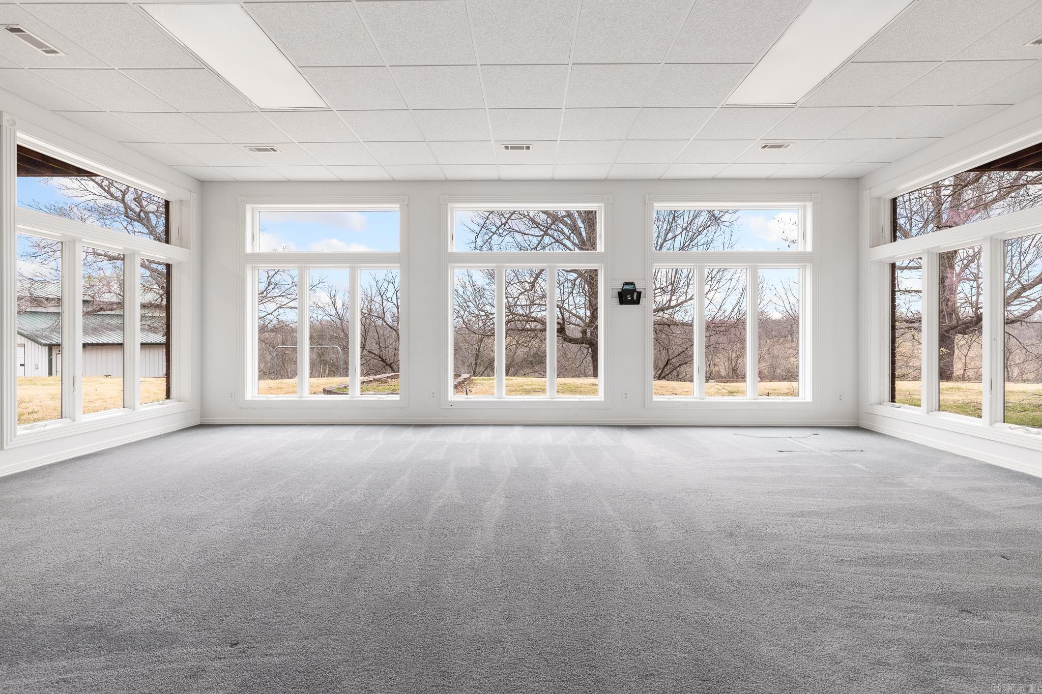 2734 Wolf Springs Road Harrison, AR 72601