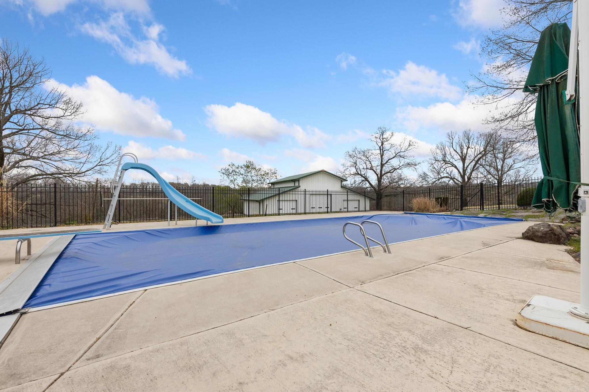 2734 Wolf Springs Road Harrison, AR 72601